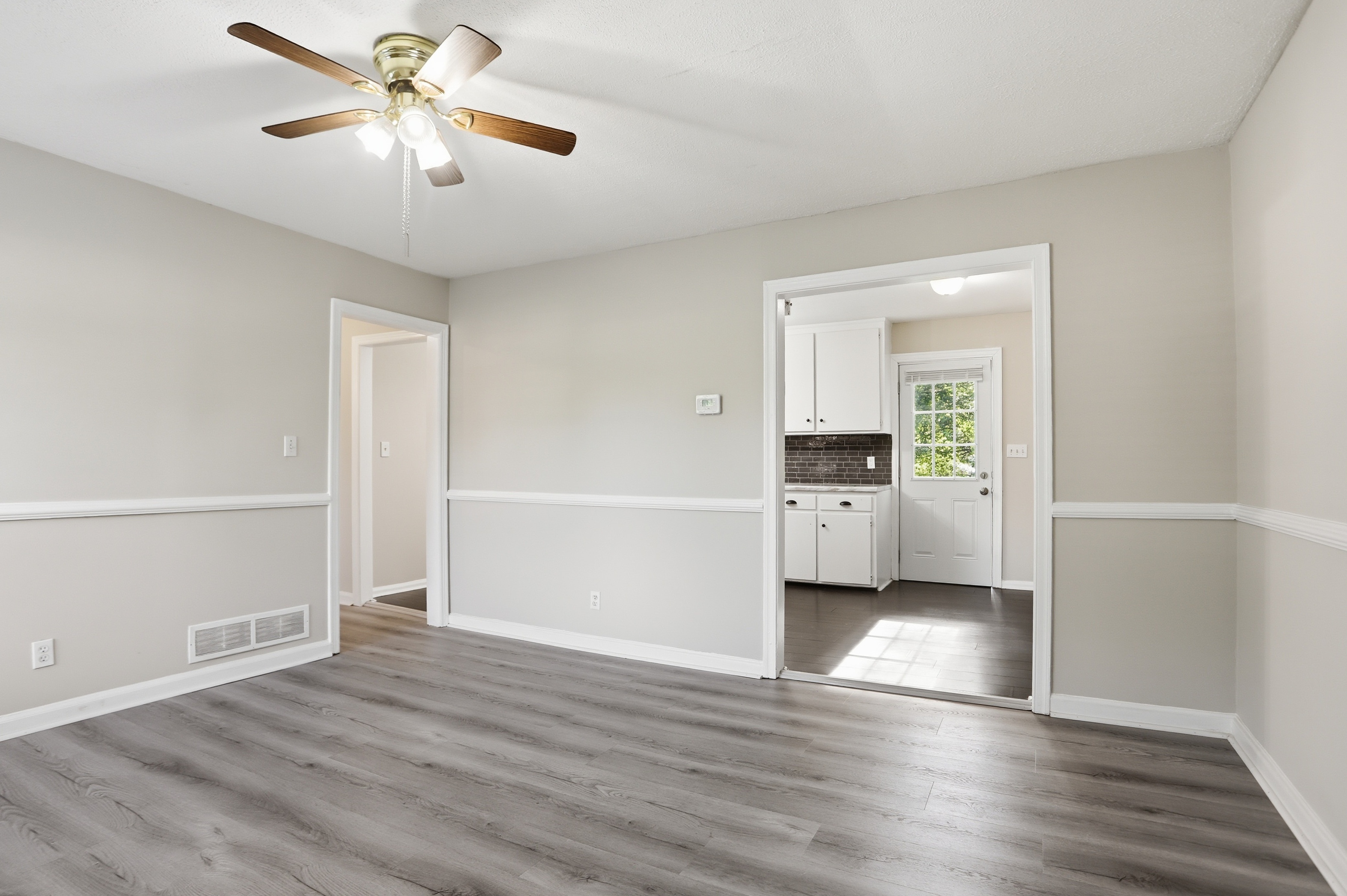 Photo 10 of 22 of 4570 Old Cowan Rd, Acworth, GA