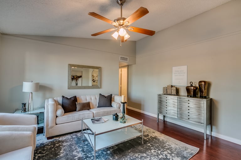 Photo 3 of 31 - 3819 E Hampton Ave, Mesa, AZ 85206