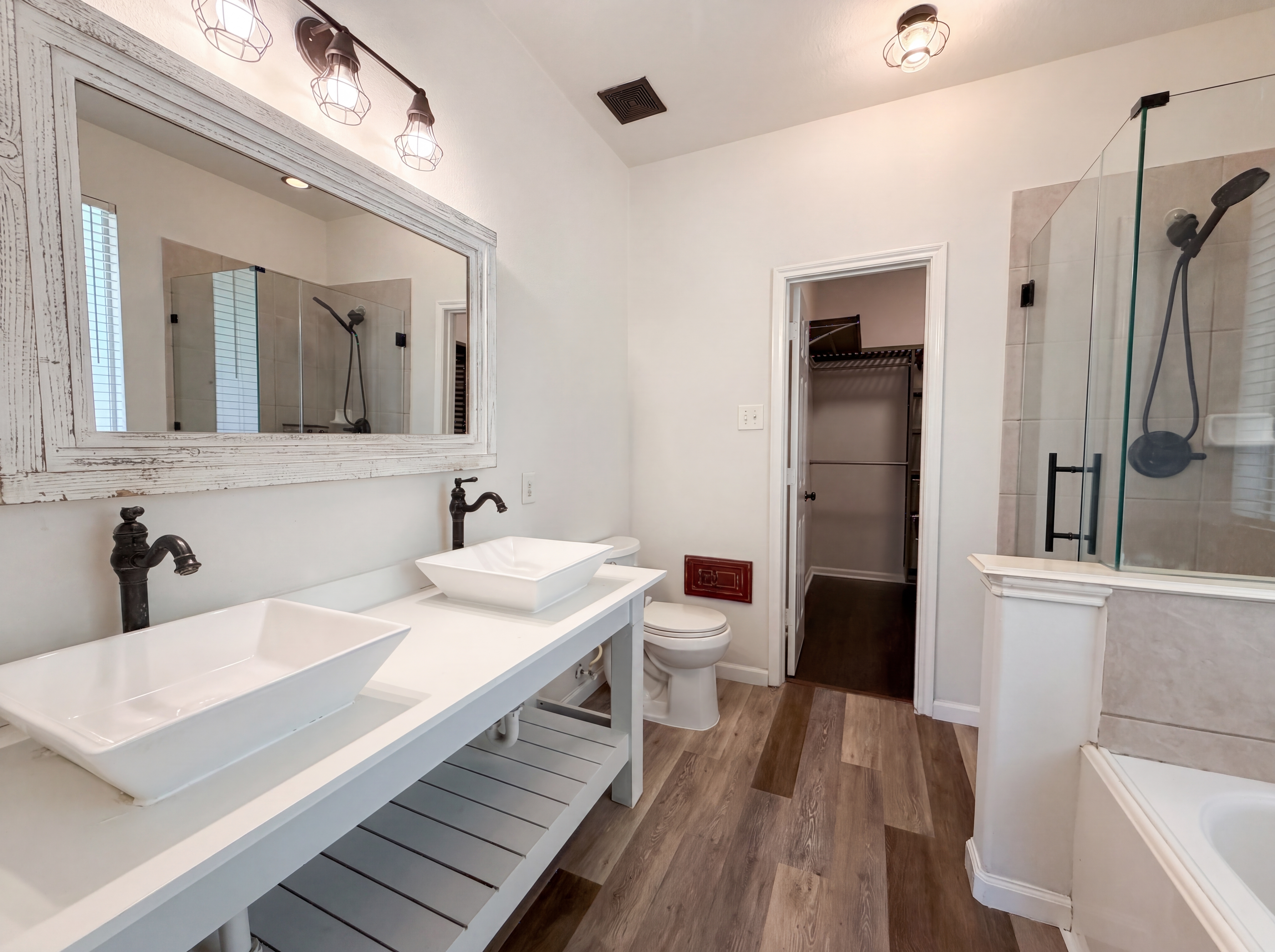 Photo 13 of 23 of 16107 Horseshoe Hill Ct, Cypress, TX