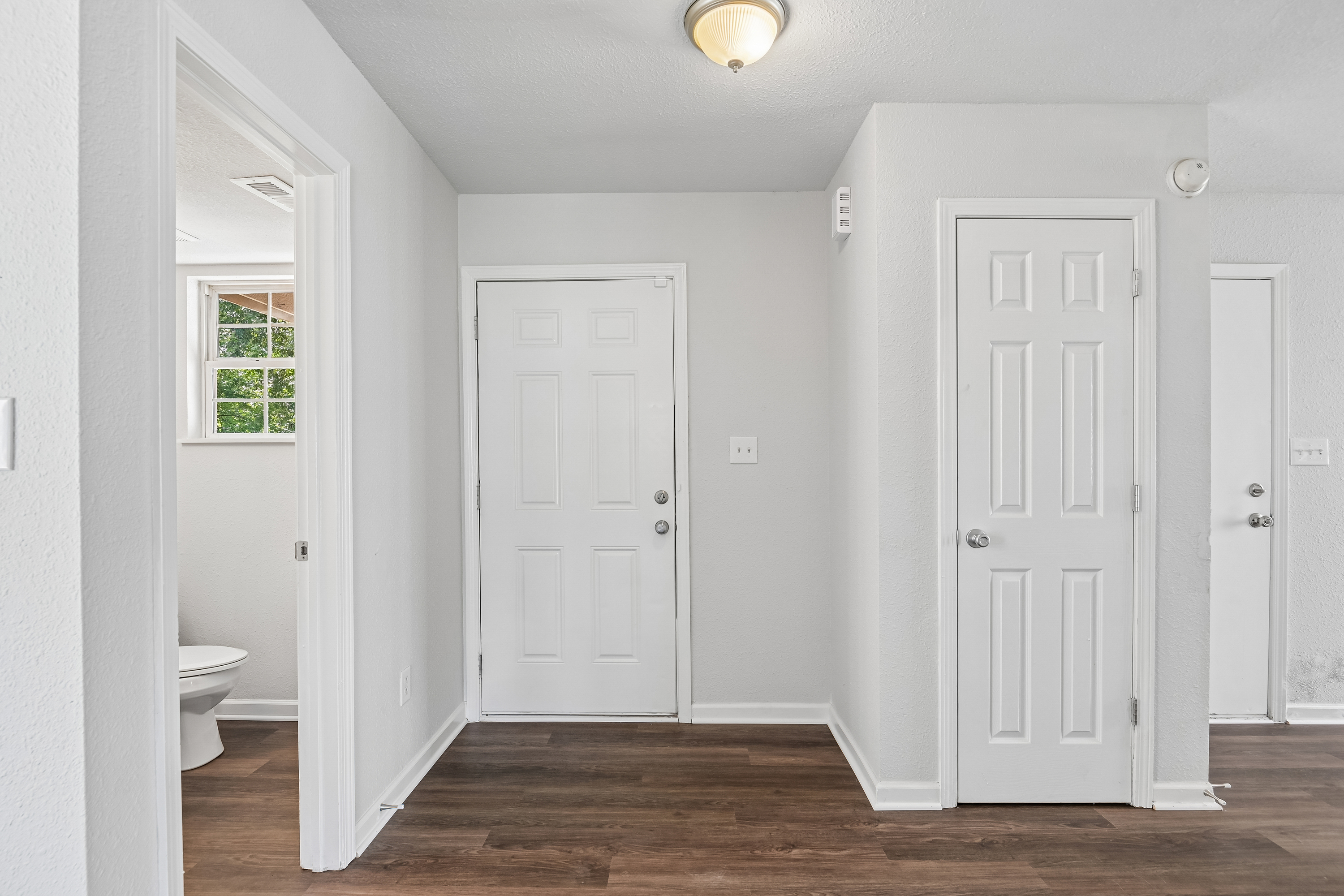 Photo 41 of 43 of 2327 Rostock Ct, Indianapolis, IN