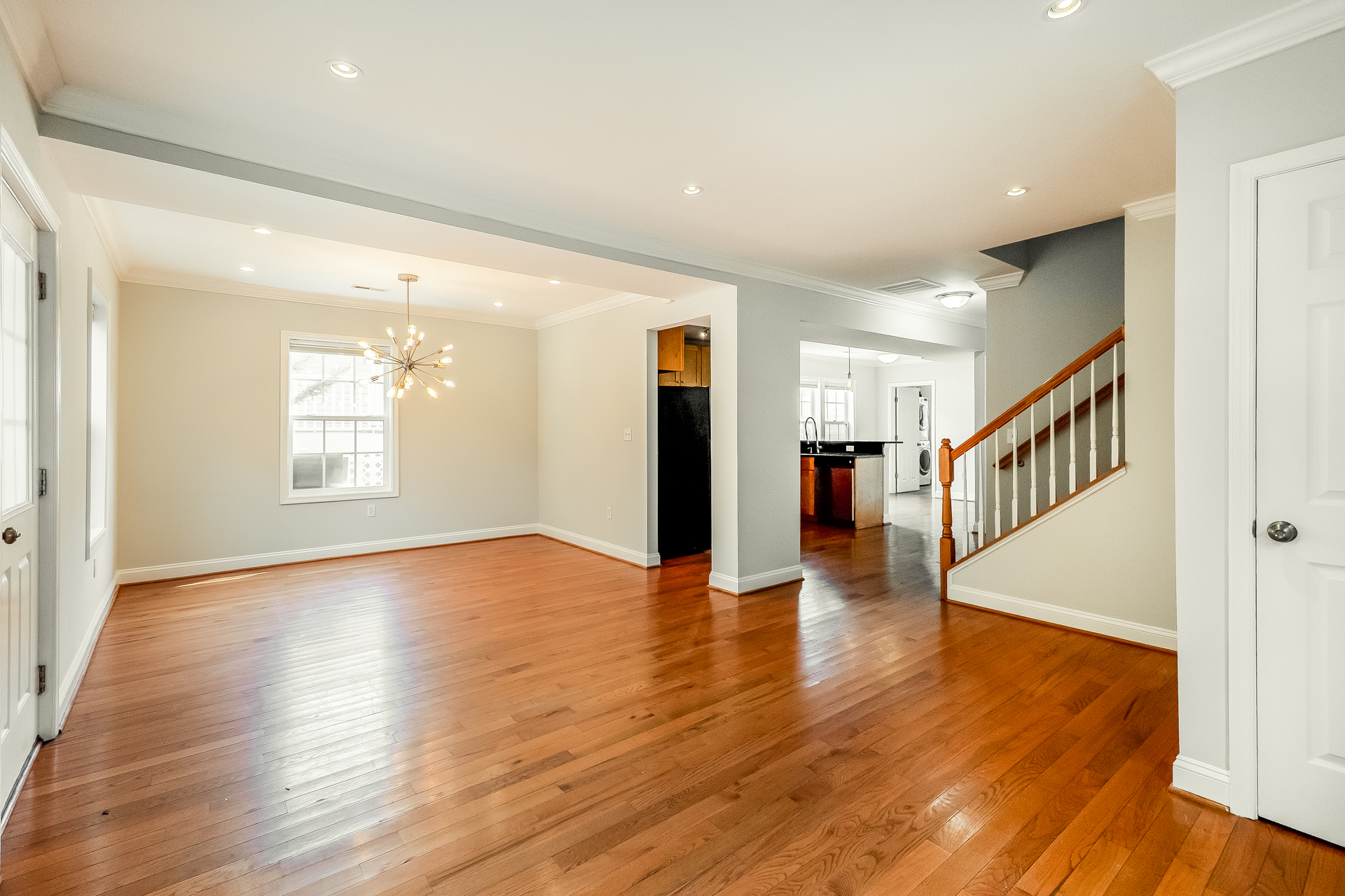 Photo 3 of 20 of 4933 Lee St NE, Washington, DC