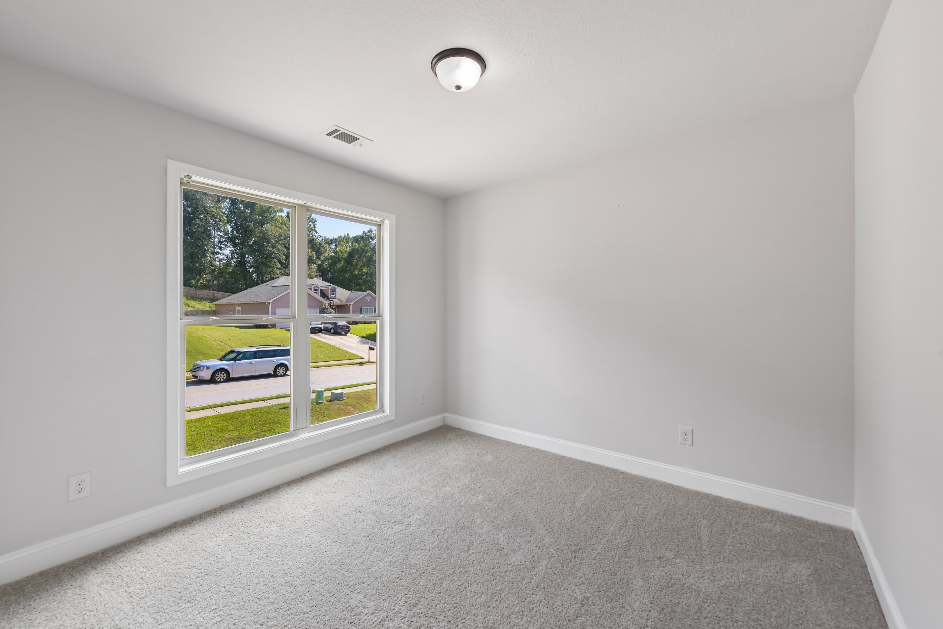 Photo 33 of 56 of 410 Redtail Rd, Jefferson, GA