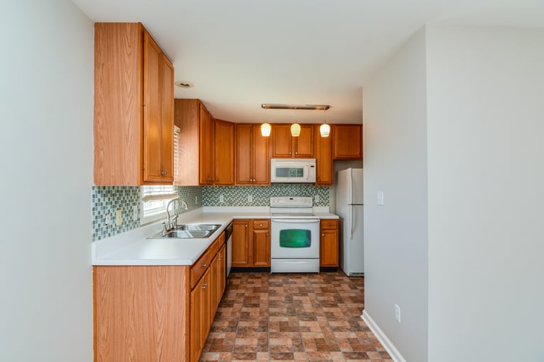Photo 3 of 25 - 116 Theophilous Trce, Holly Springs, NC 27540