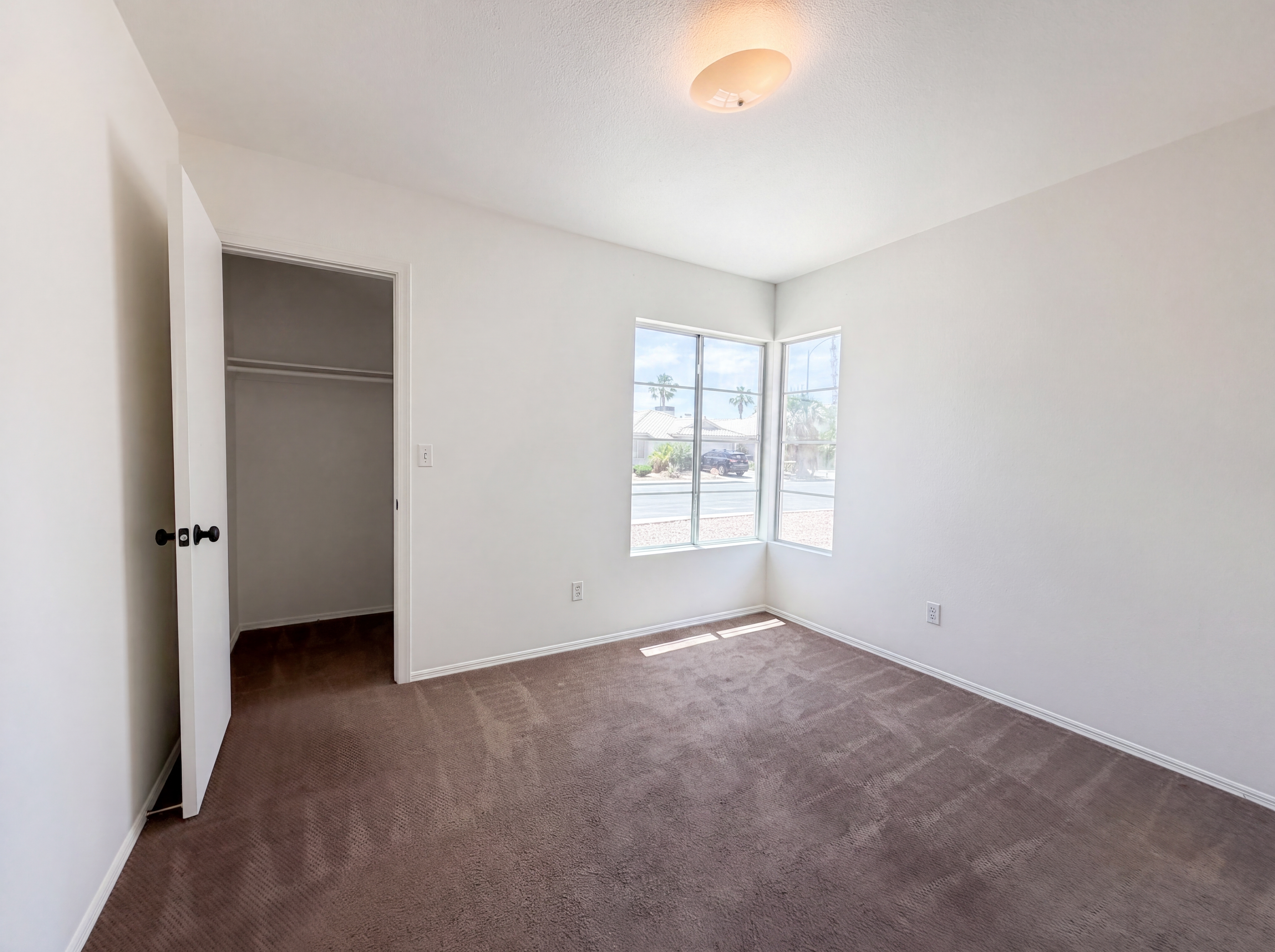 Photo 14 of 23 of 2080 Sierra Stone Ln, Las Vegas, NV