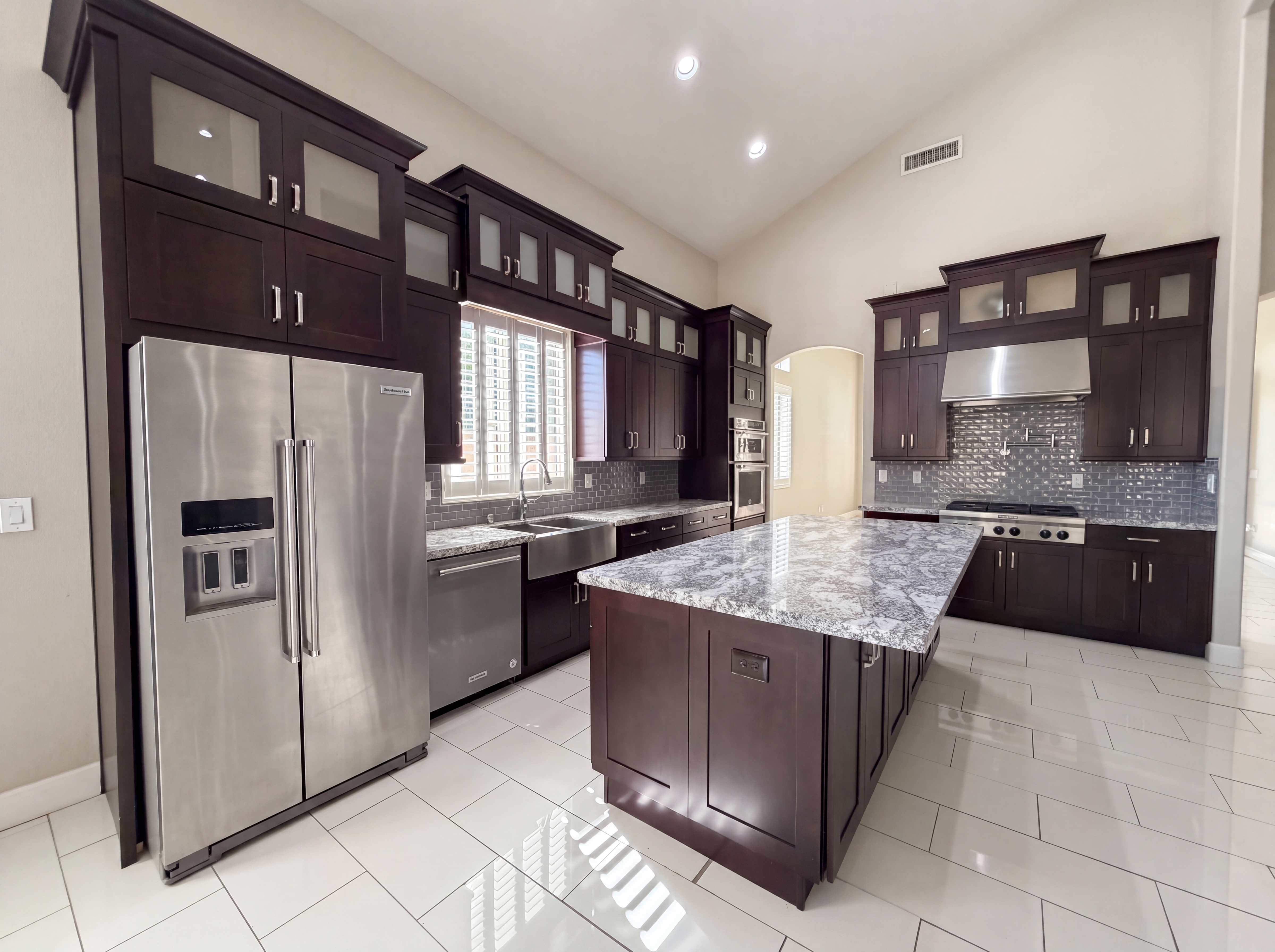 Photo 10 of 37 of 1738 E Beretta Pl, Chandler, AZ