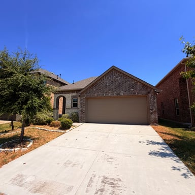 Property photo 1 of 5558 Yarborough Dr