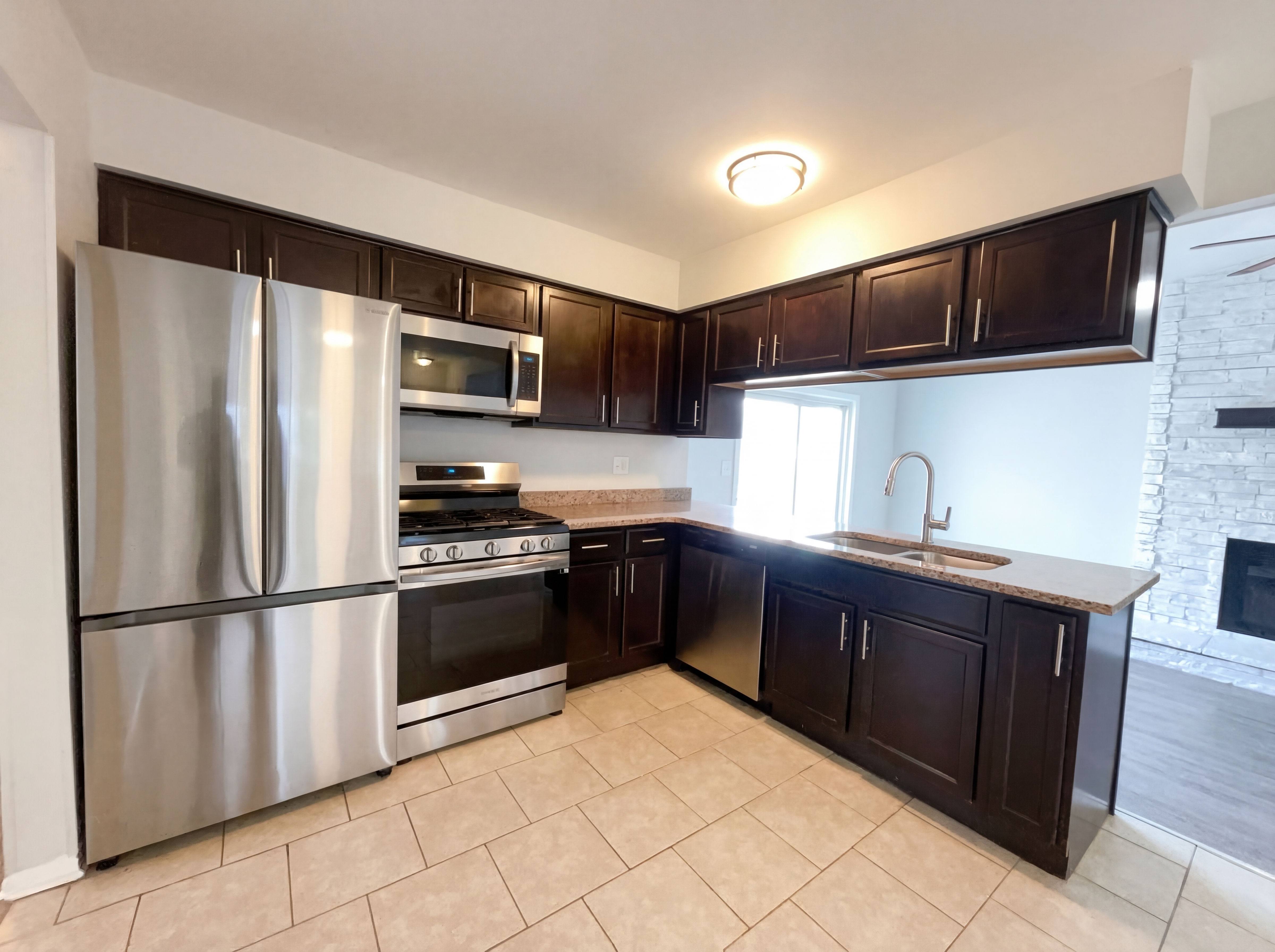 Photo 2 of 19 of 42195 Fairview Dr, Canton, MI