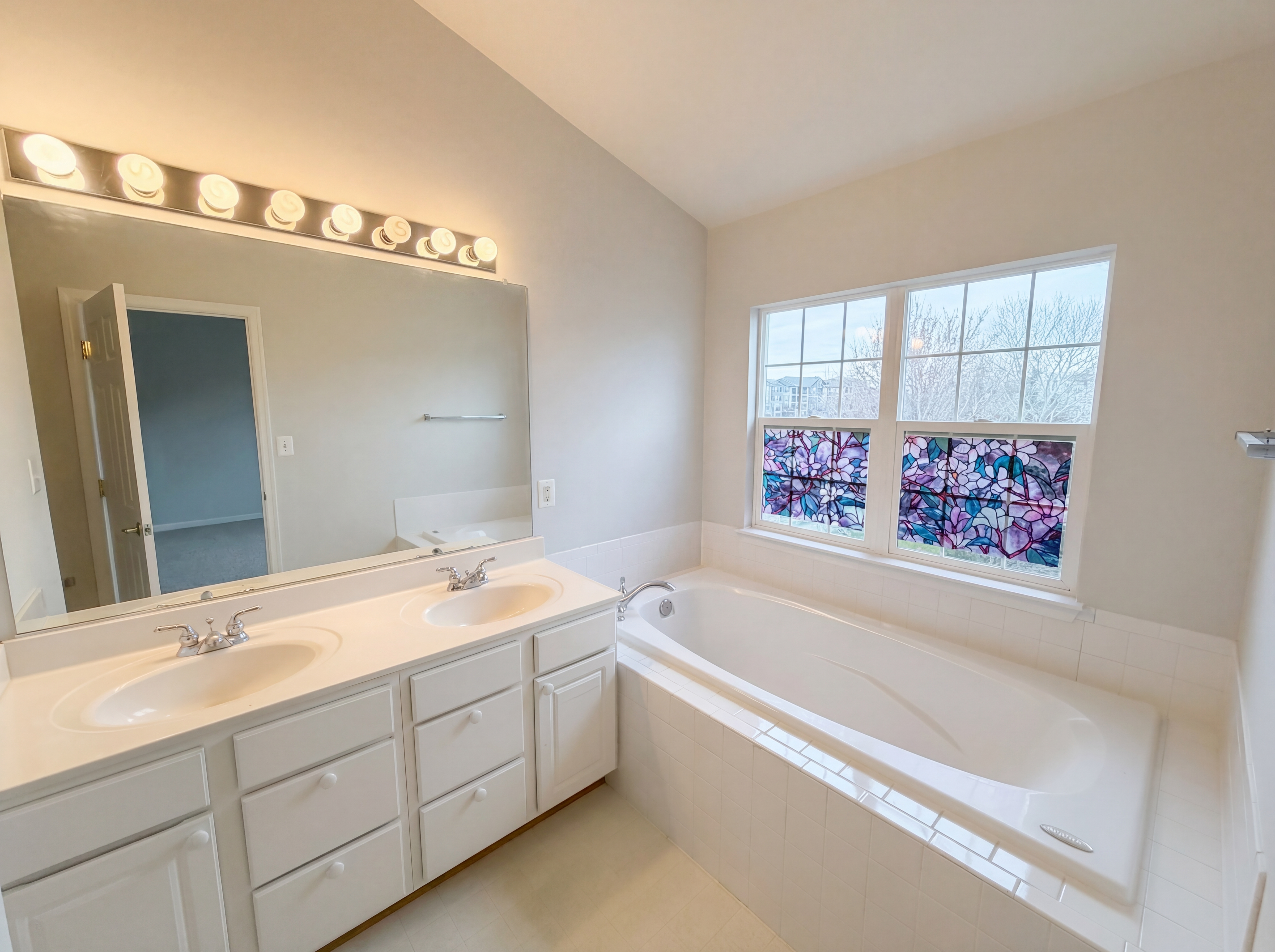 Photo 6 of 23 of 43684 Phelps Ter, Ashburn, VA