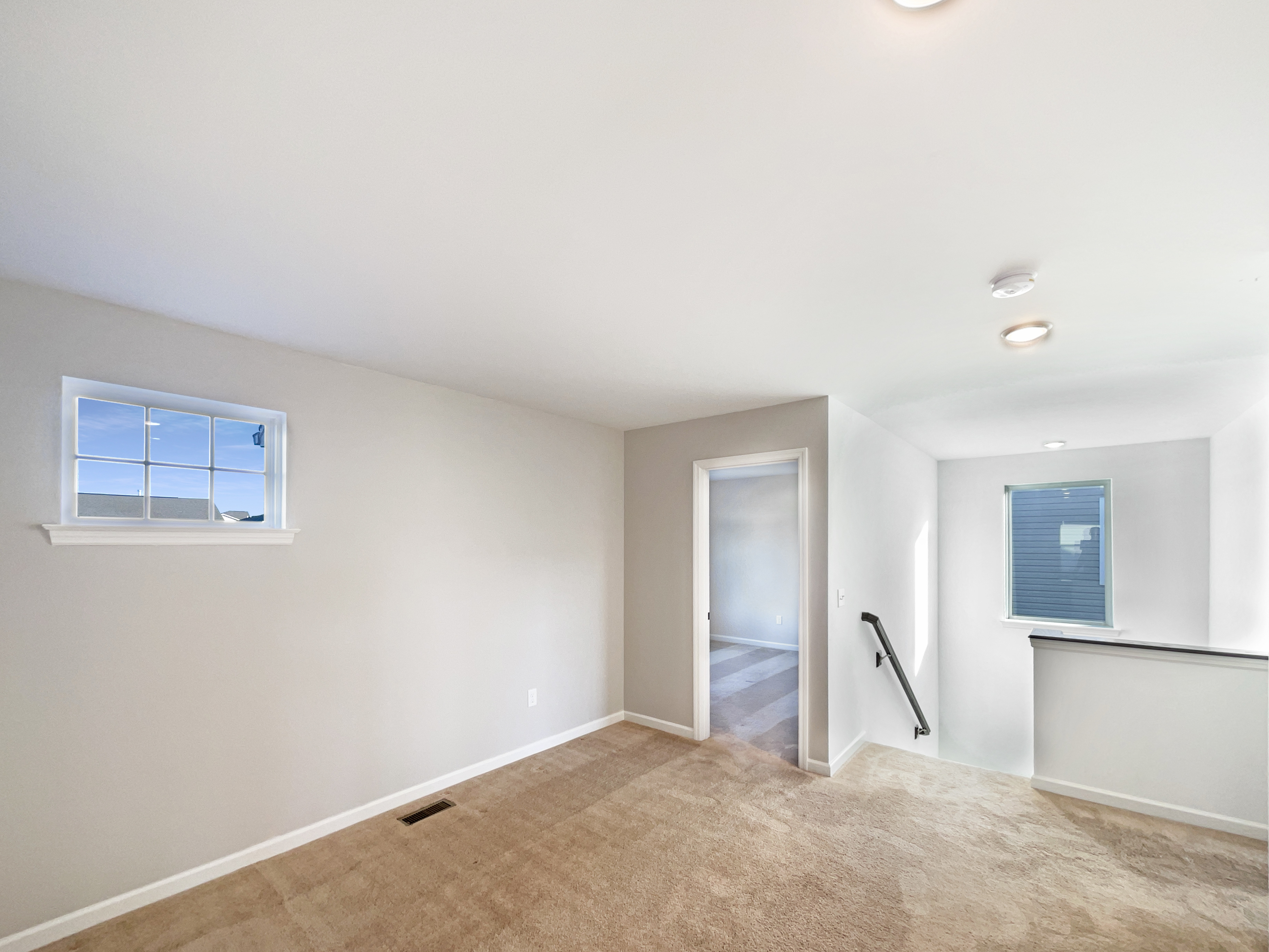 Photo 14 of 23 of 1561 Misty River Dr, Saint Paul, MO