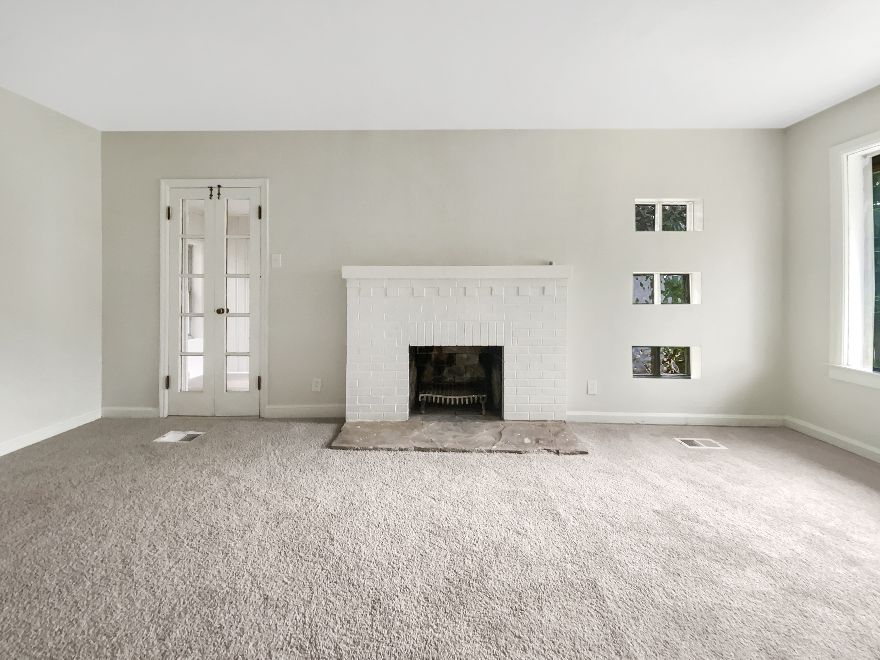 Photo 2 of 19 of 4127 Burnett Ave, Saint Louis, MO