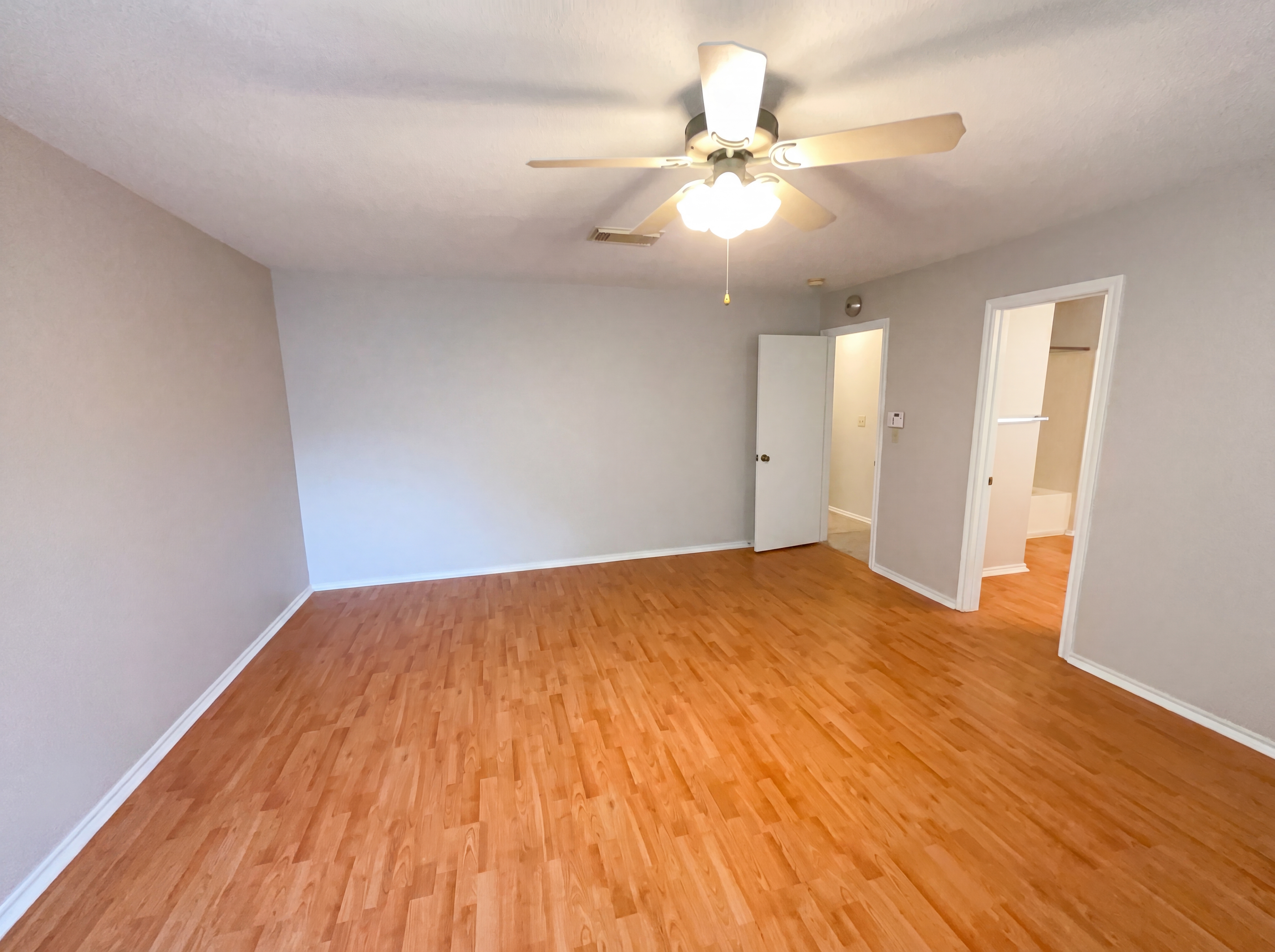 Photo 4 of 19 of 10967 Cedar Park, San Antonio, TX