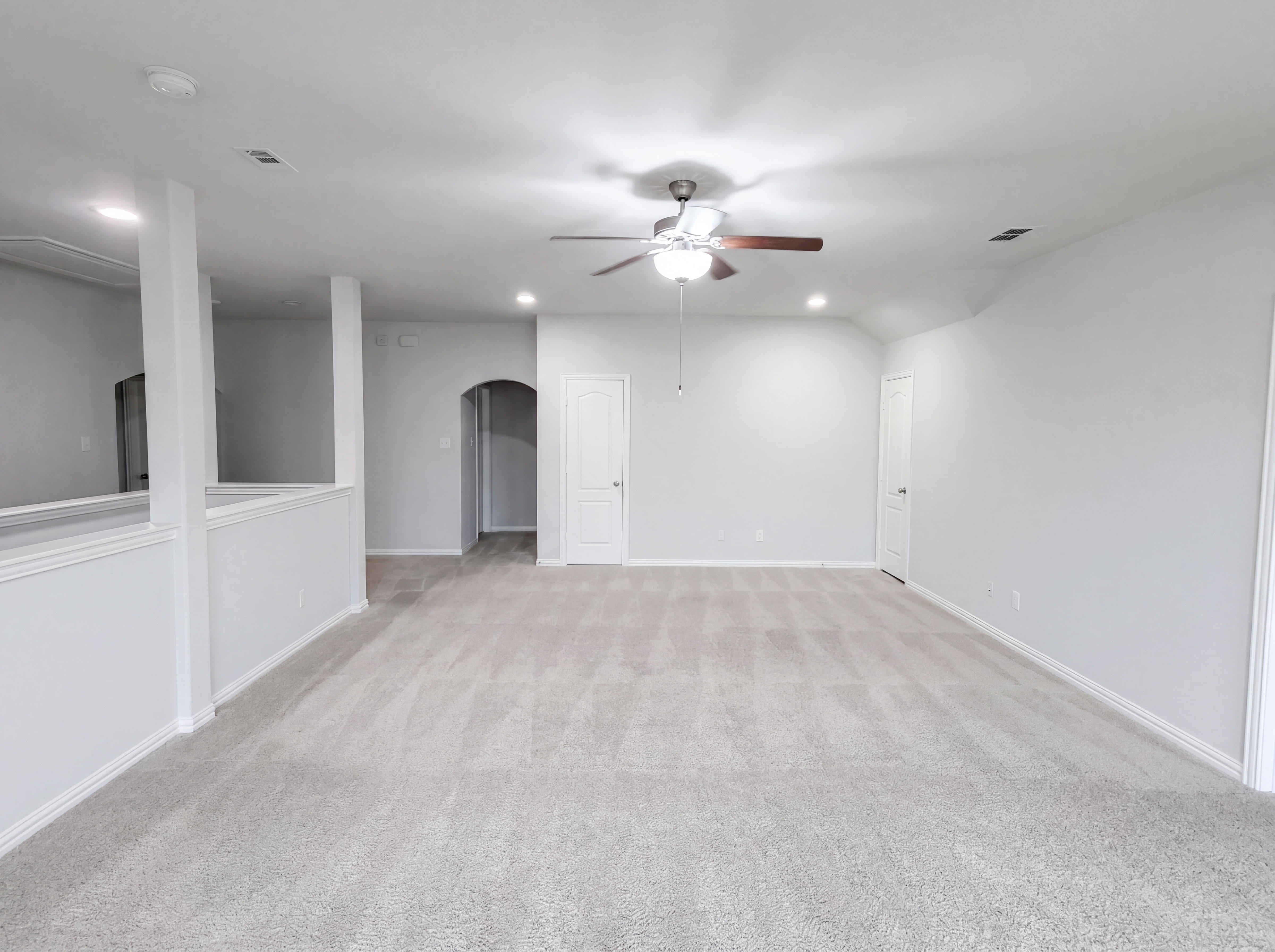 Photo 7 of 18 of 1501 Martin Creek Dr, Little Elm, TX
