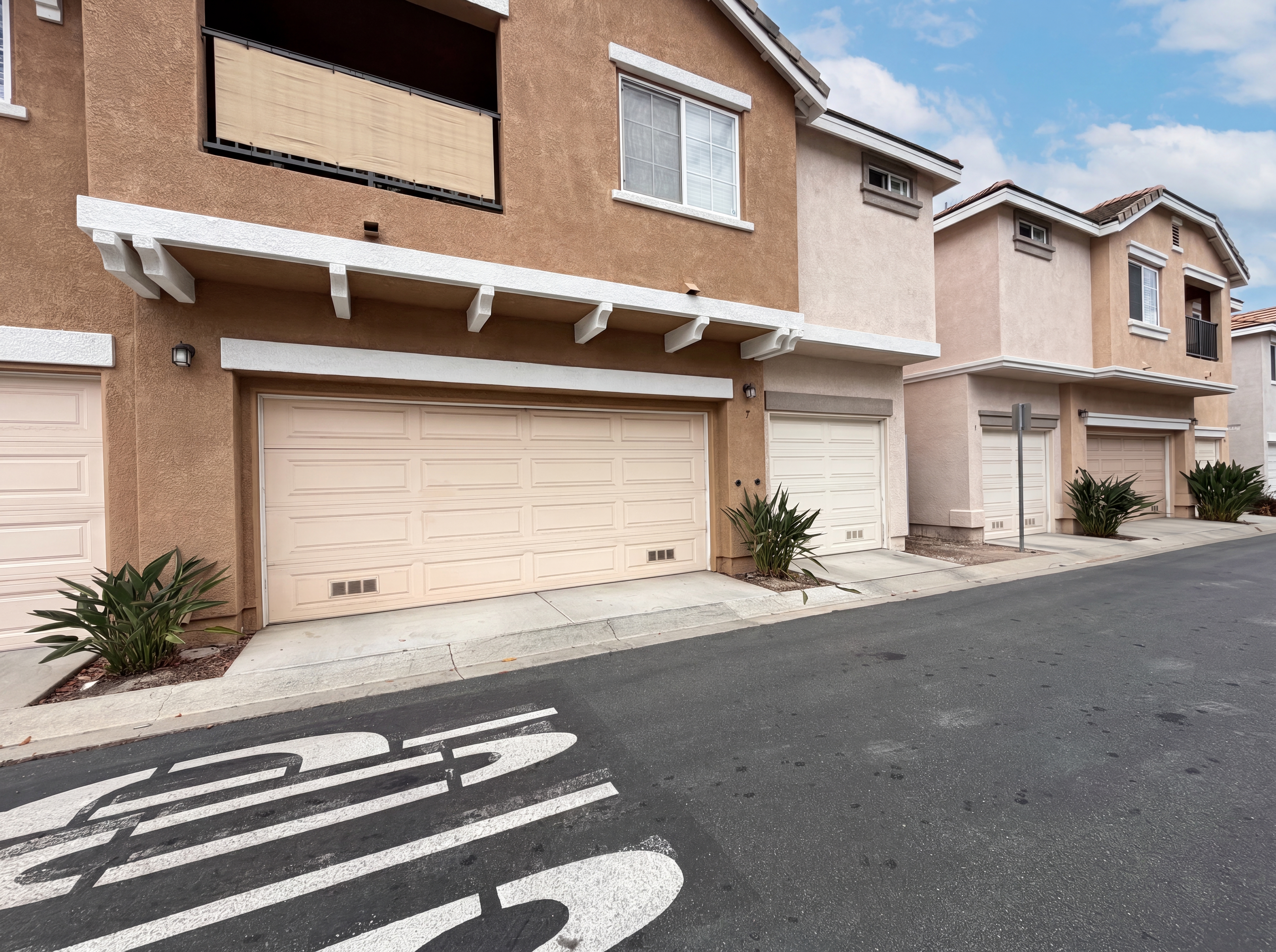 Photo 18 of 20 of 1438 Trouville Ln, Chula Vista, CA