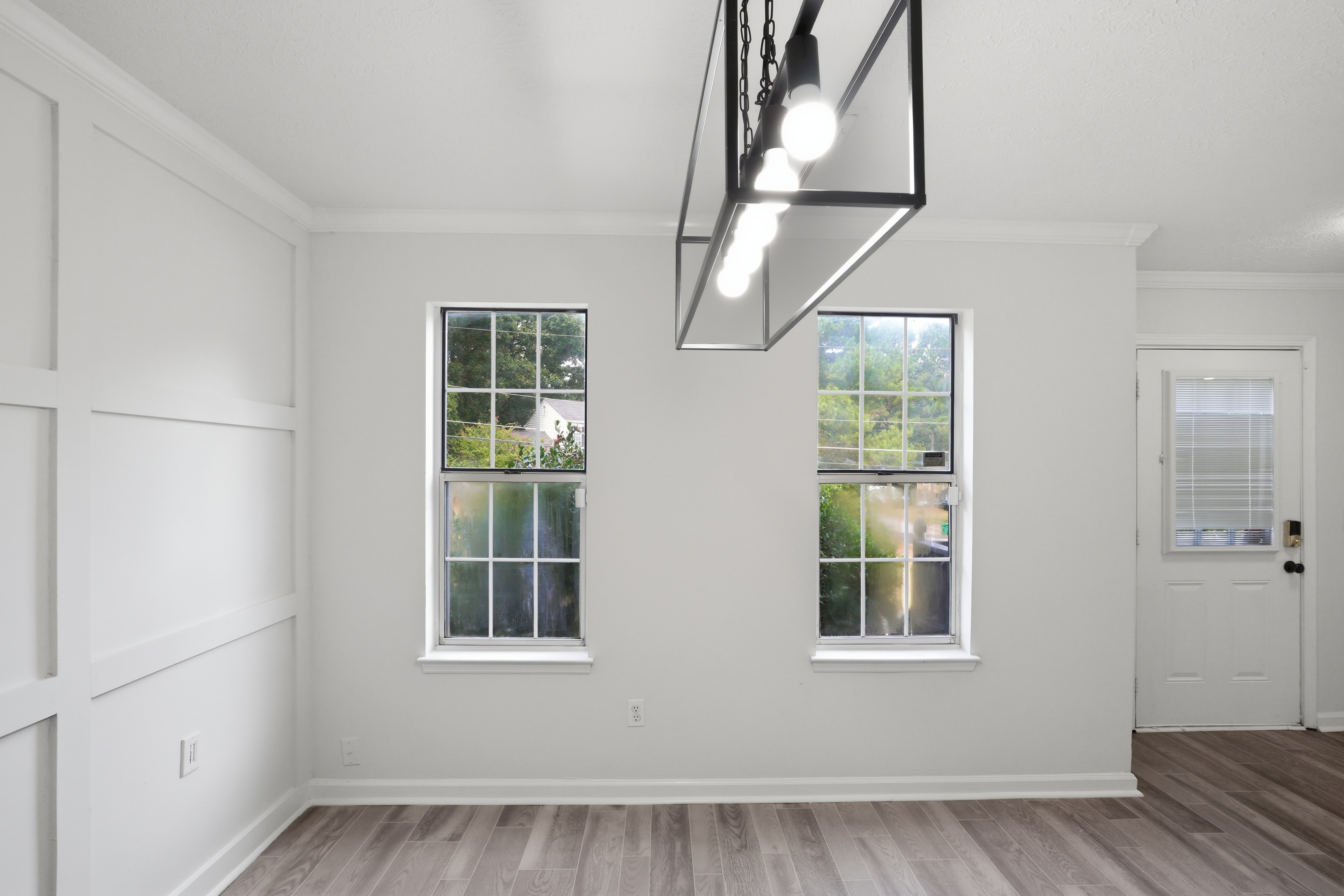 Photo 11 of 43 of 4389 Southvale Dr, Decatur, GA