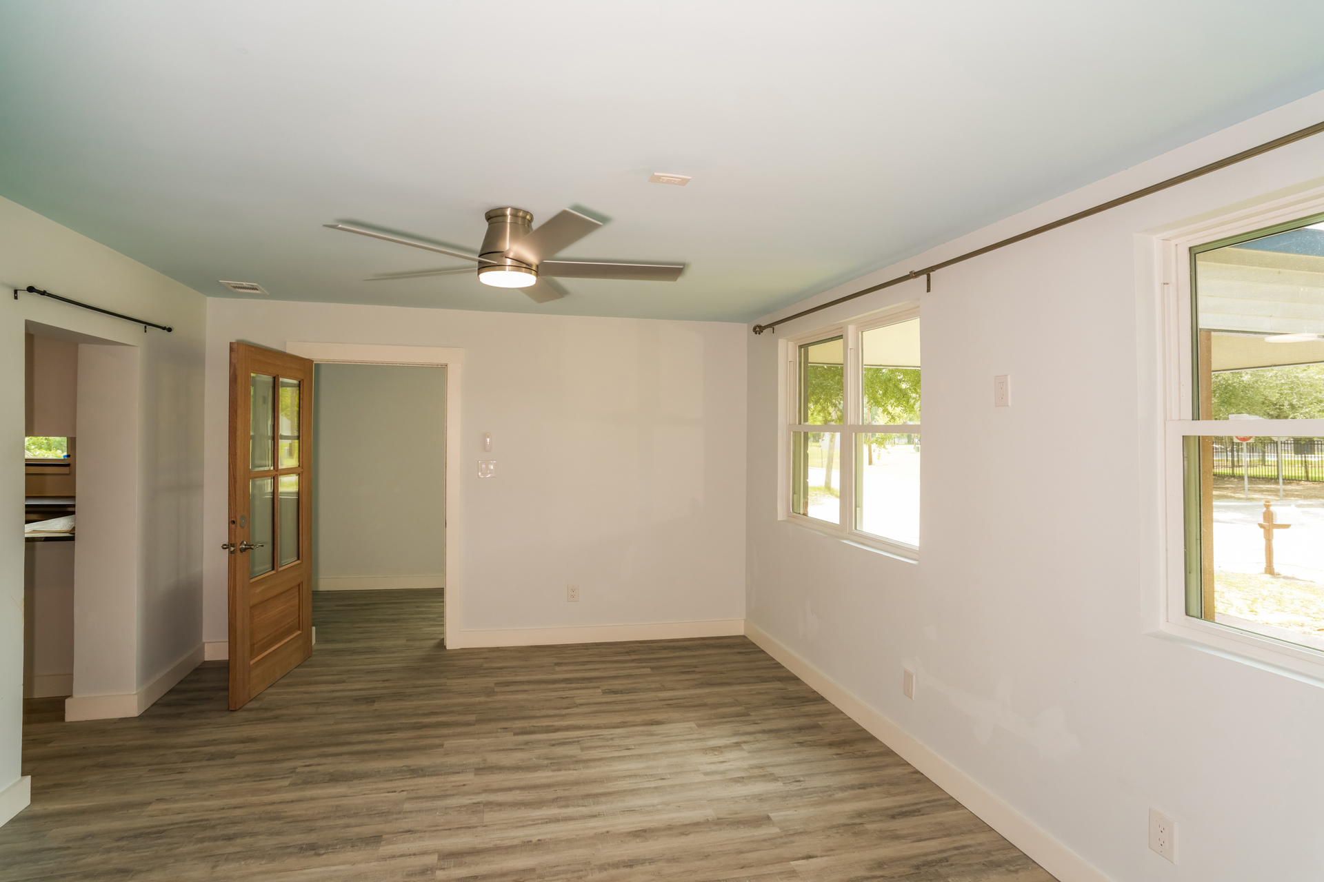Photo 6 of 22 of 5213 Dillon Ave, Savannah, GA