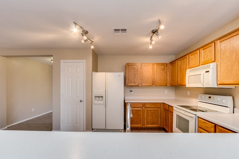 Photo 3 of 37 - 6934 S Skylark Ln, Buckeye, AZ 85326