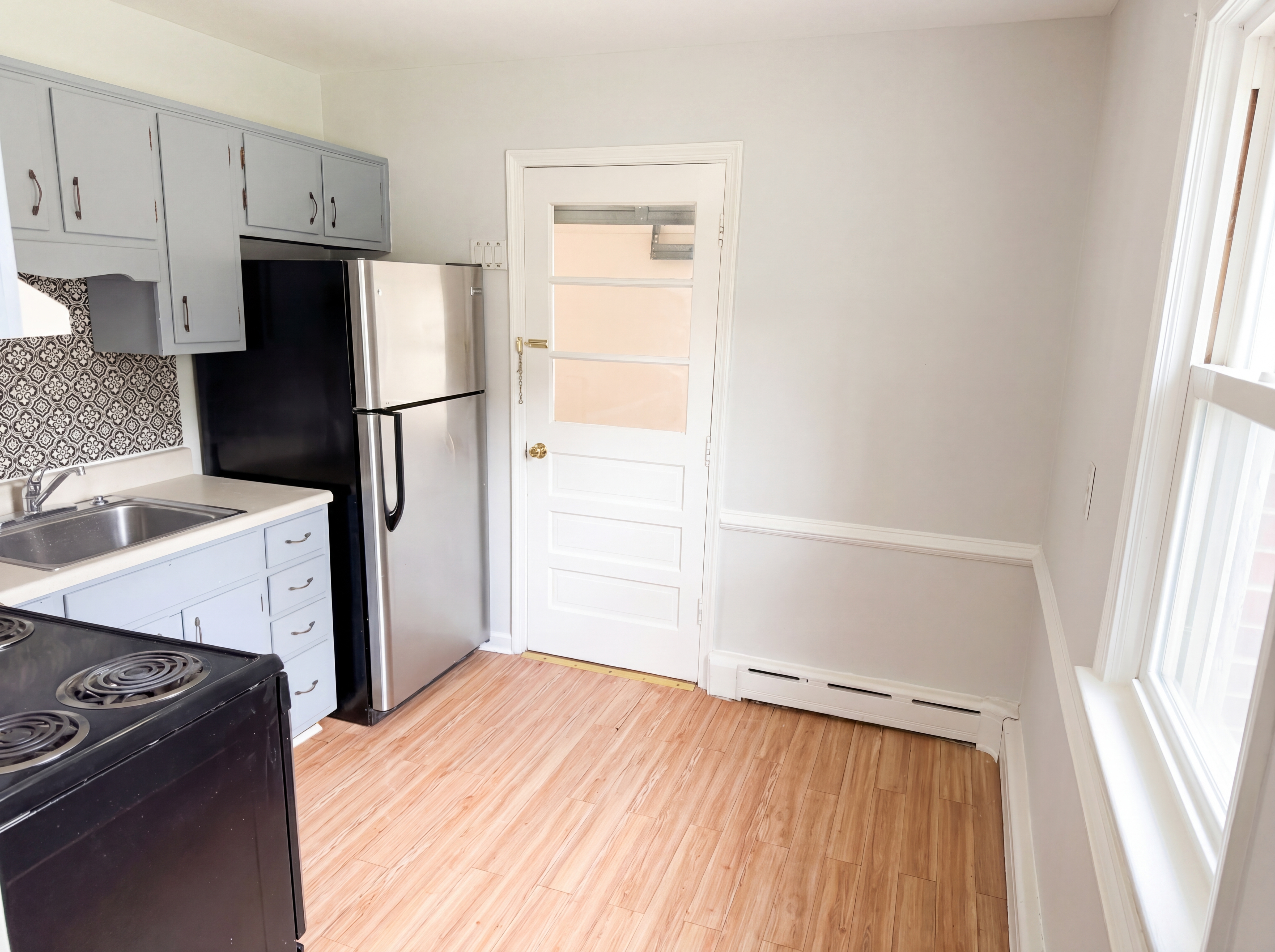 Photo 6 of 19 of 420 Manassas Ave, Front Royal, VA
