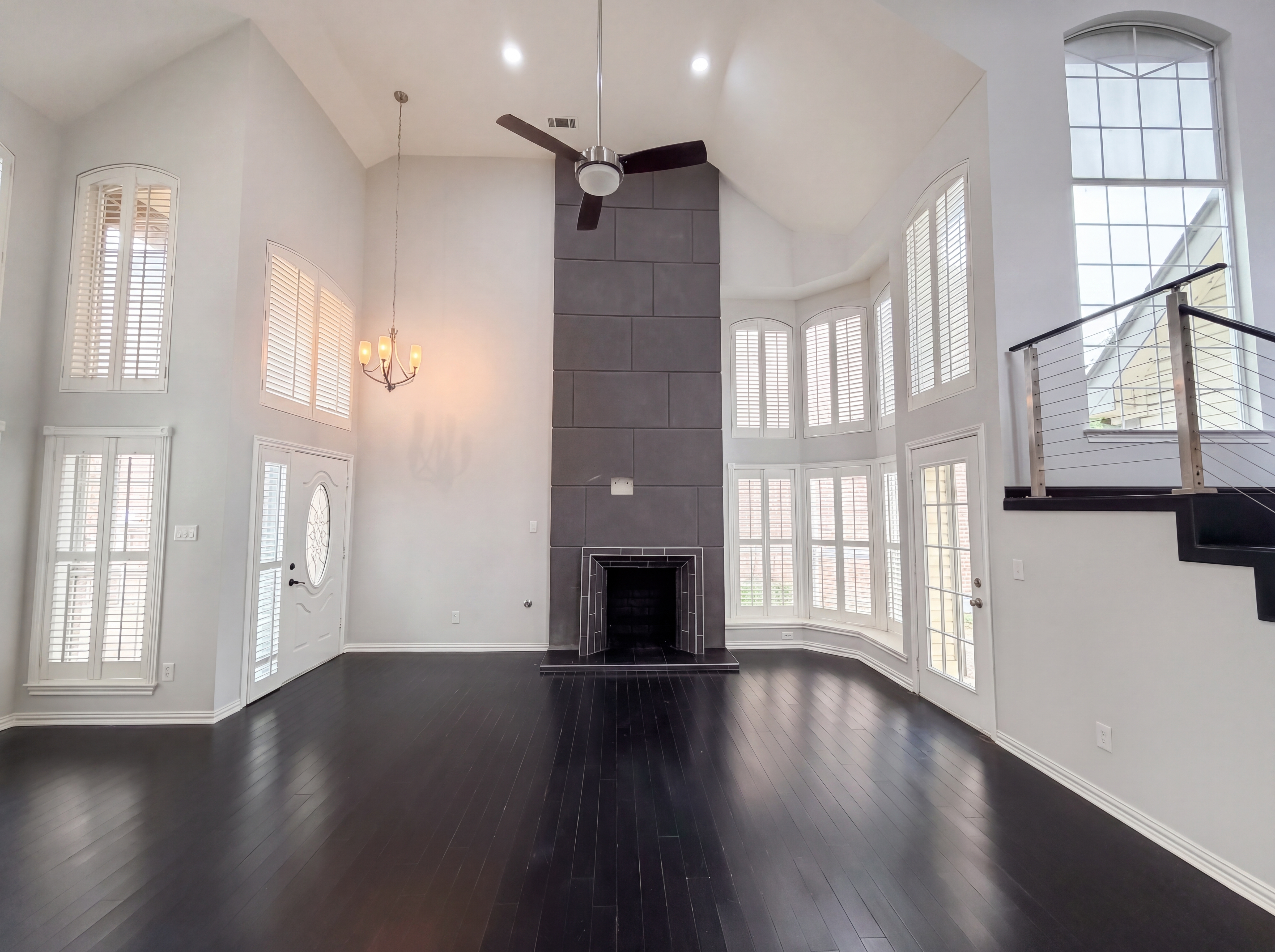 Photo 7 of 27 of 7707 Windmere Ct, Irving, TX