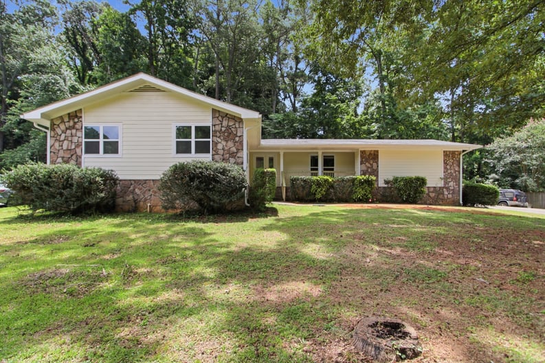 Property photo 1 of 721 Belmont Rdg
