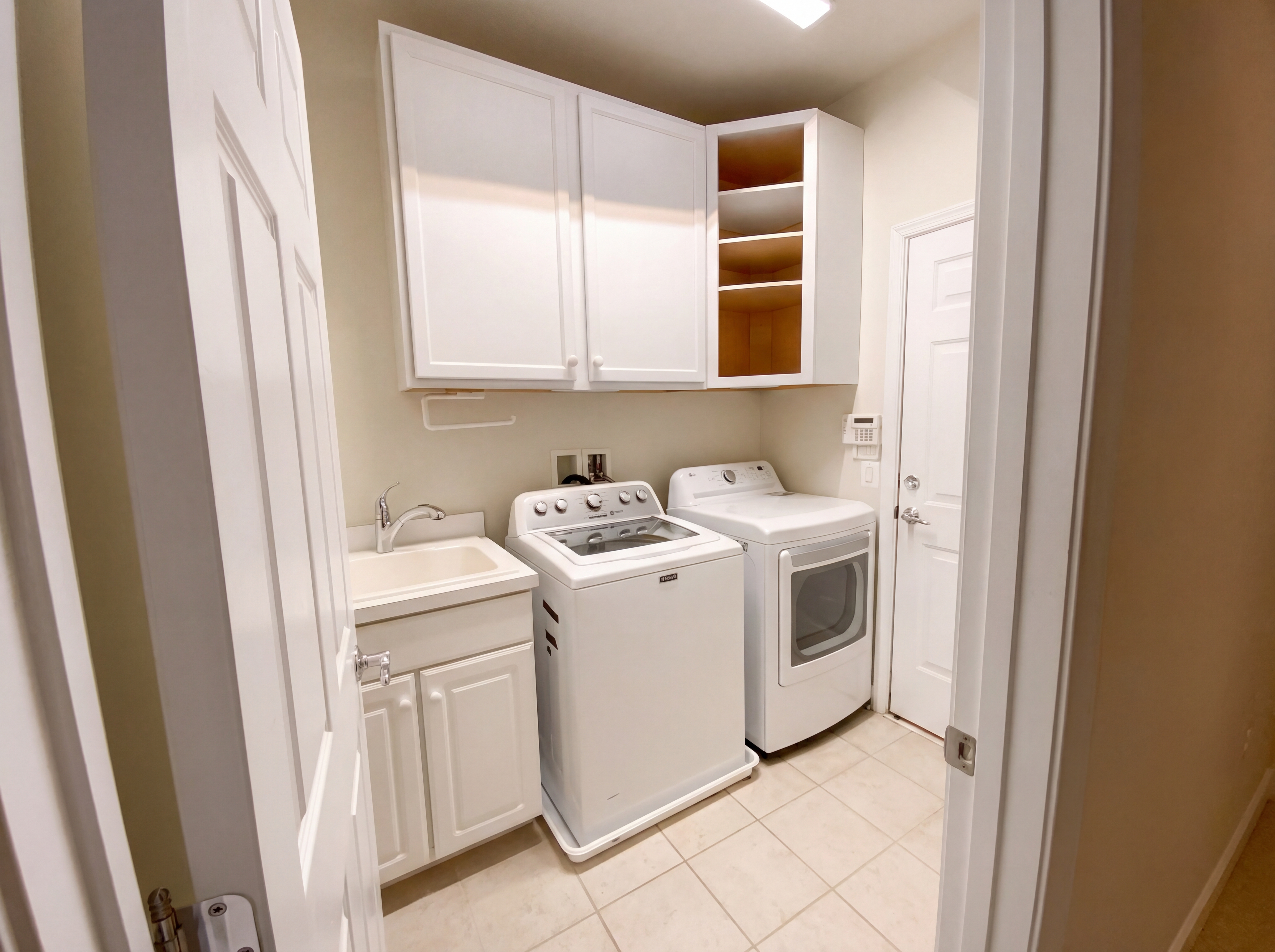 Photo 10 of 23 of 101 Denison St, Fredericksburg, VA