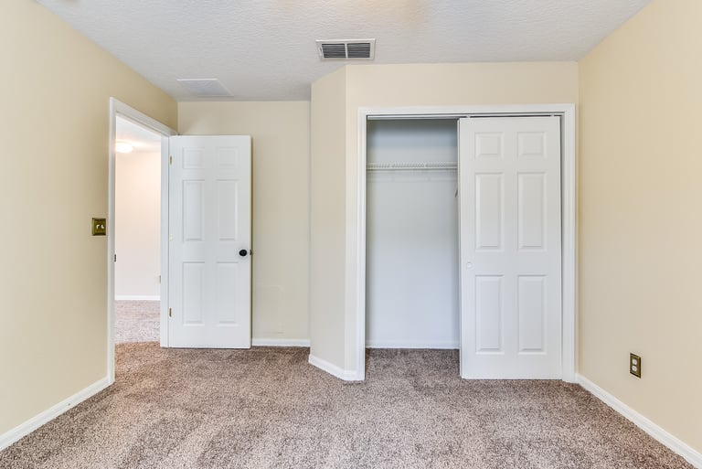 Photo 17 of 27 - 1519 Pier St, Clermont, FL 34711