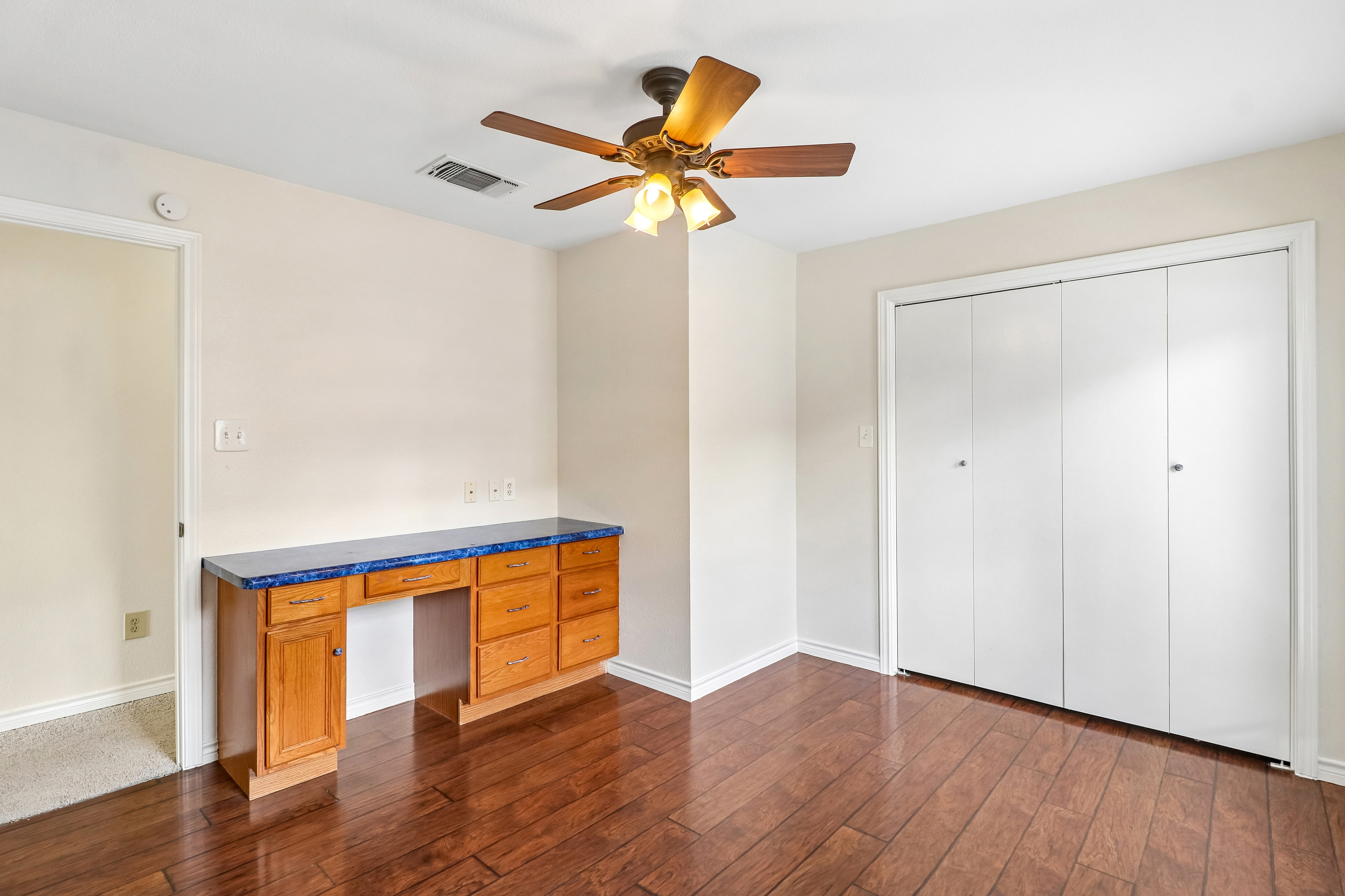 Photo 36 of 47 of 1321 E Zipp Rd, New Braunfels, TX