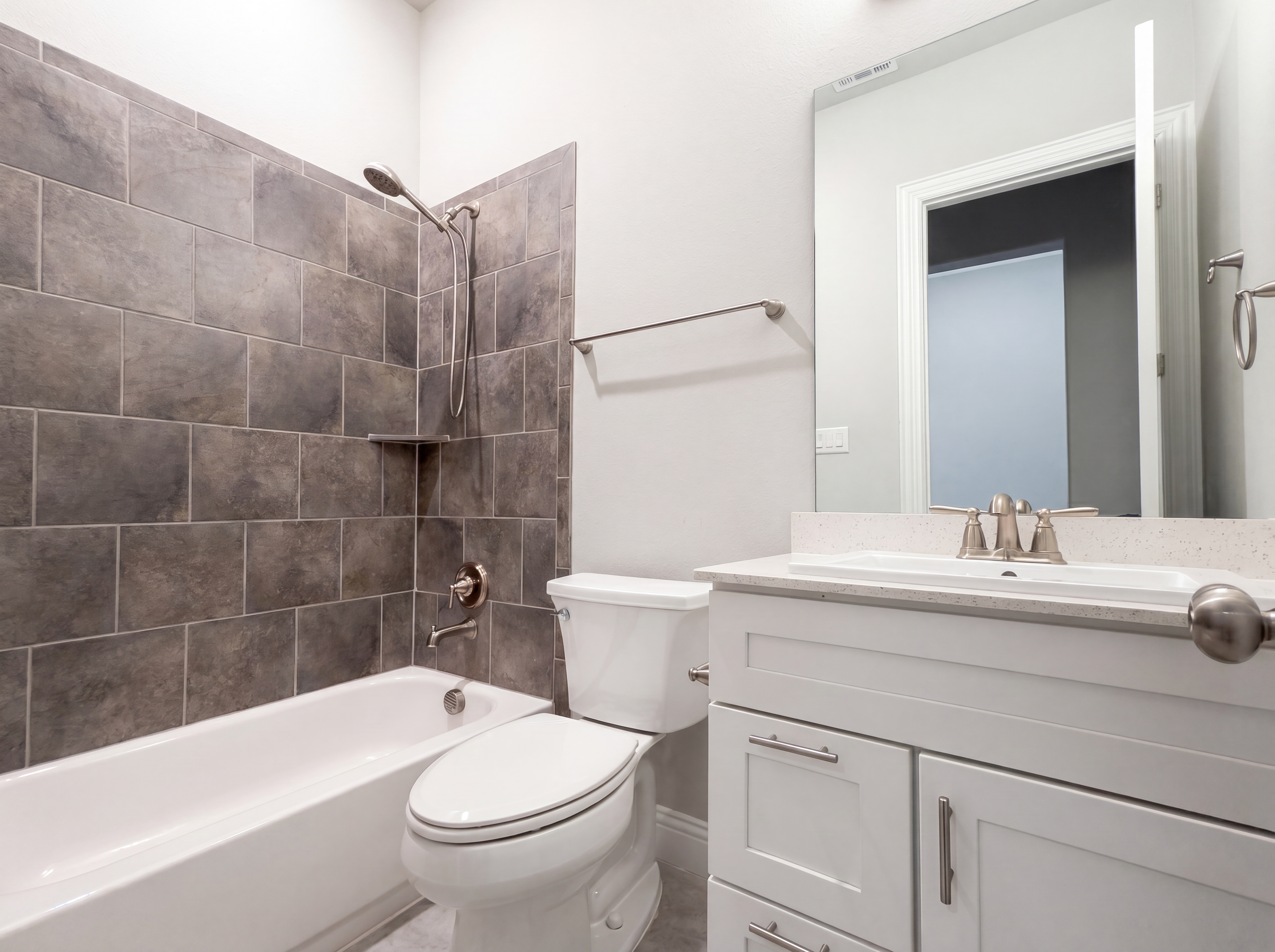 Photo 12 of 20 of 17628 Bottlebrush Dr, Dallas, TX