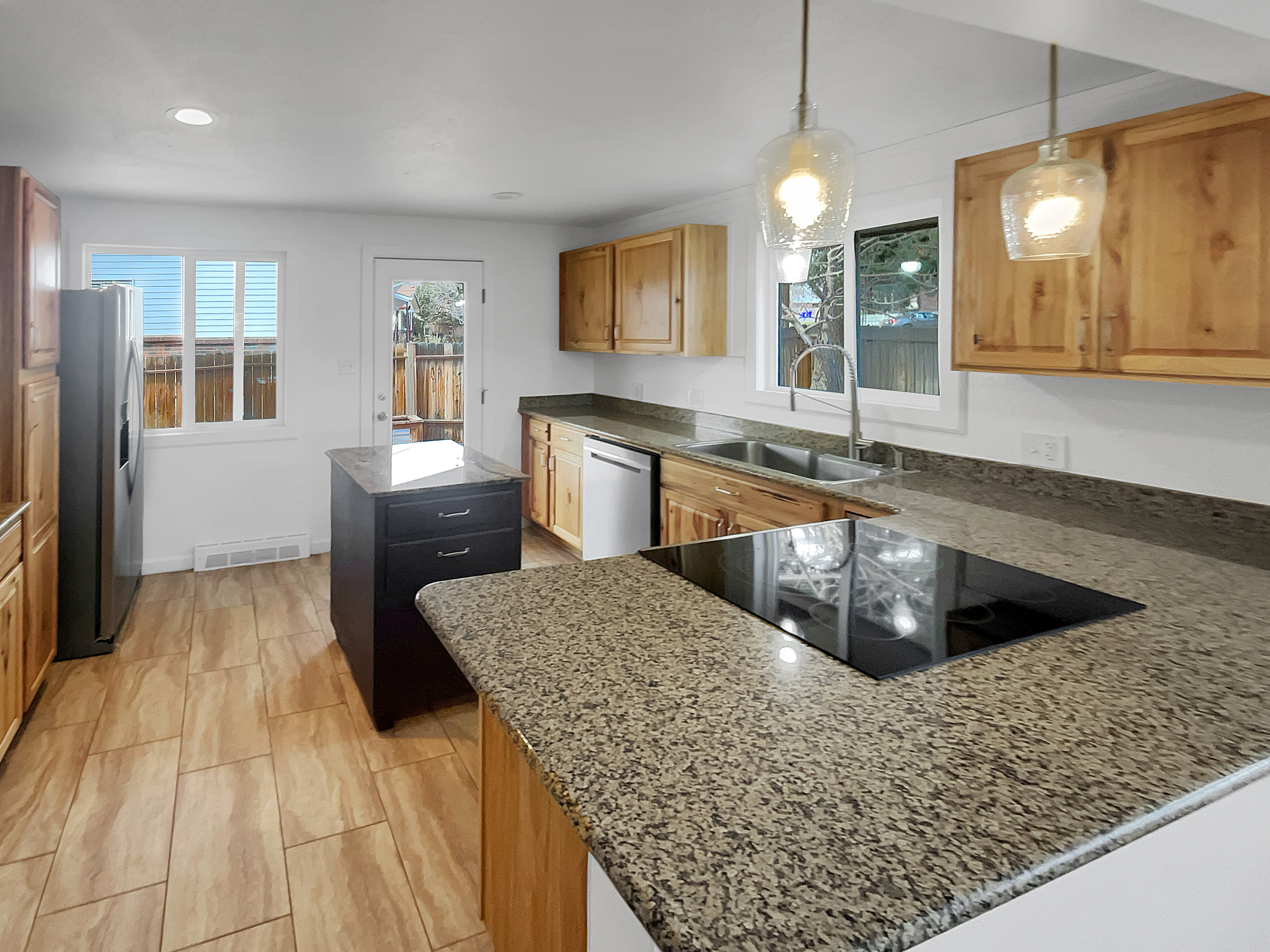 Photo 2 of 24 of 3706 N Chestnut St, Colorado Springs, CO