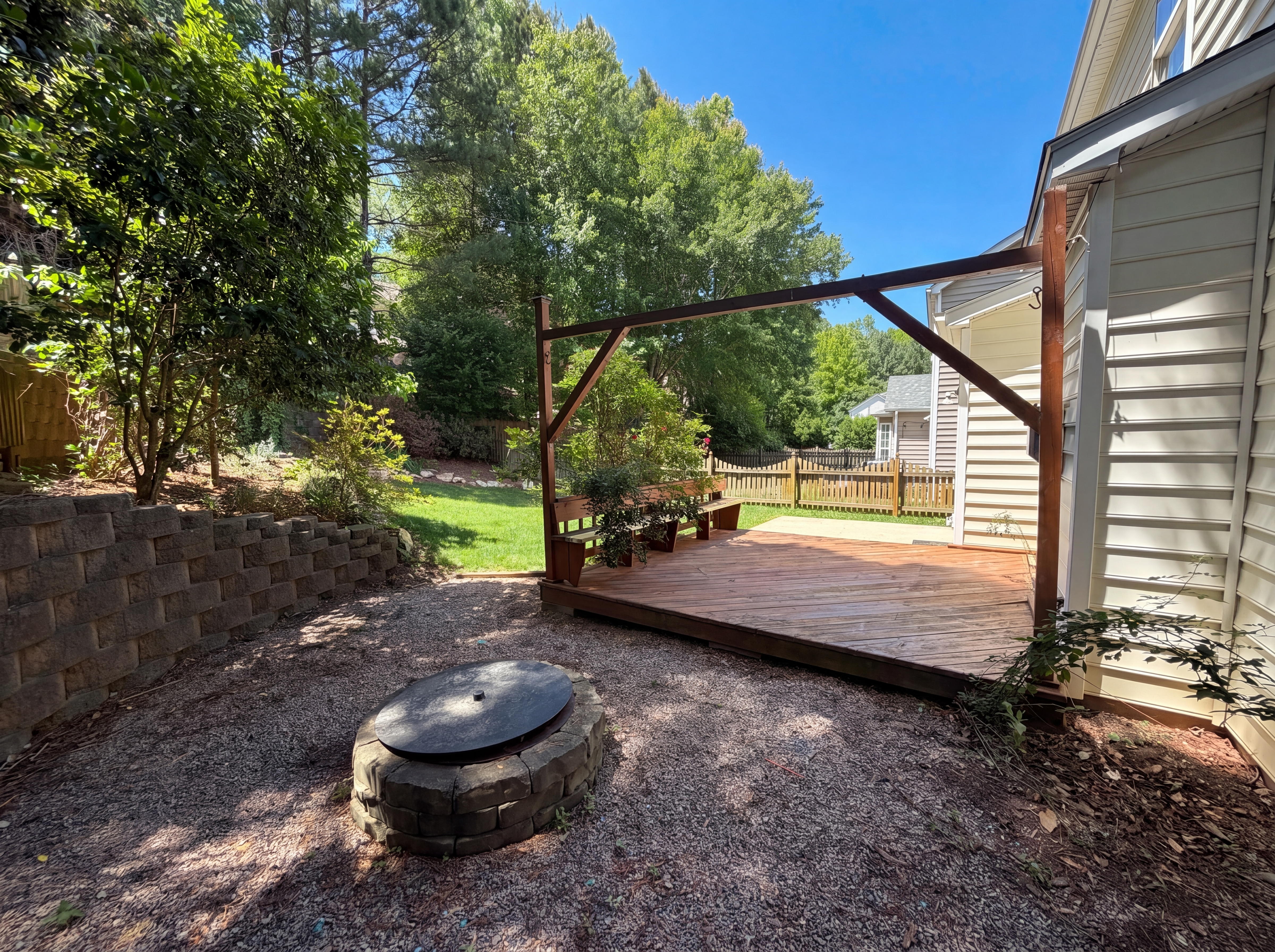 Photo 15 of 17 of 8409 Aztec Dawn Ct, Raleigh, NC