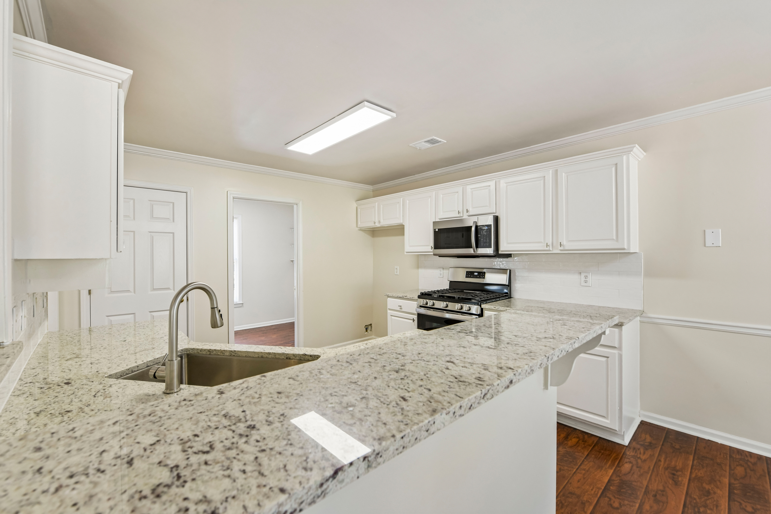 Photo 22 of 33 of 6608 Windbrook Way, Flowery Branch, GA