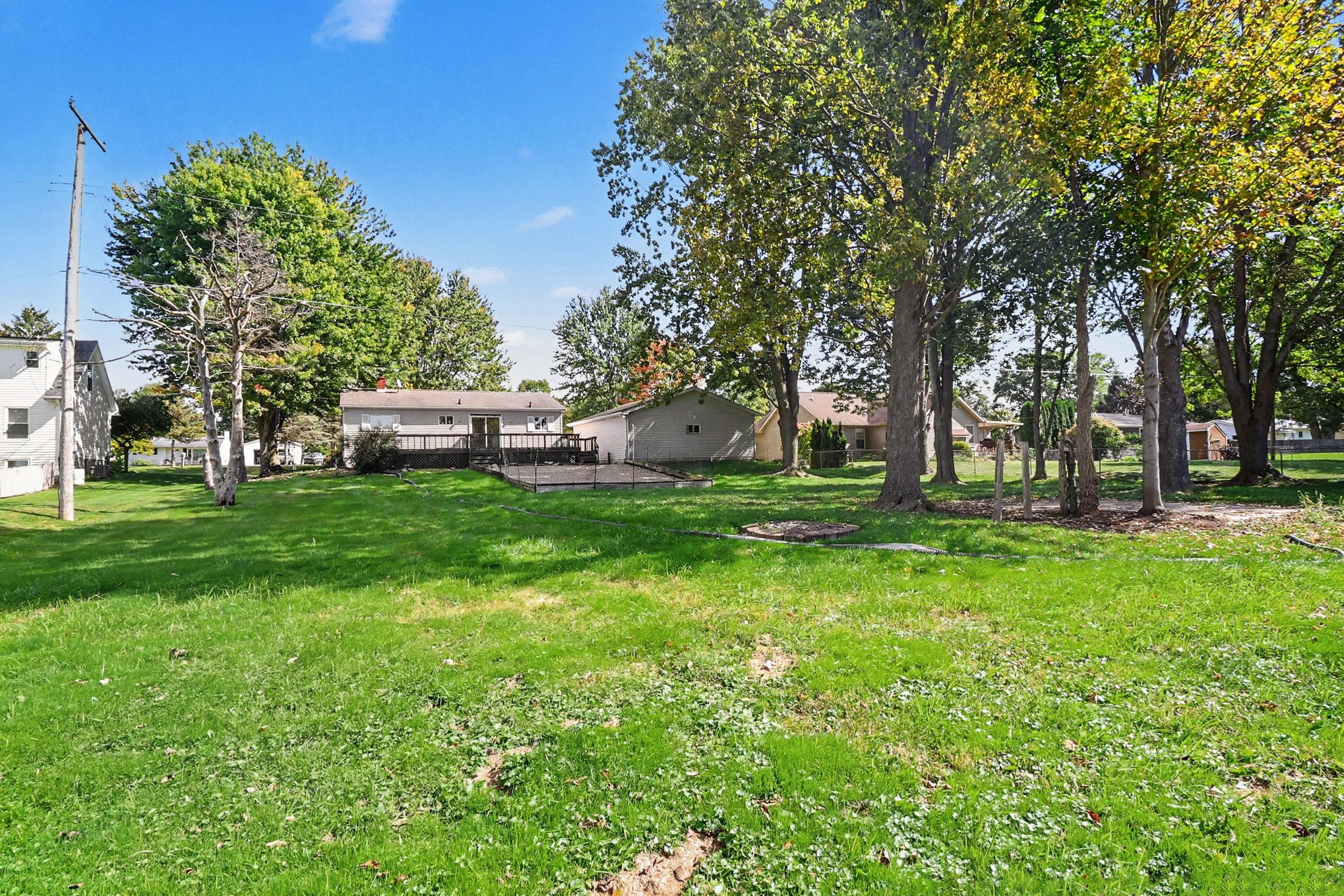 Photo 5 of 17 of 905 N Wilder Rd, Lapeer, MI