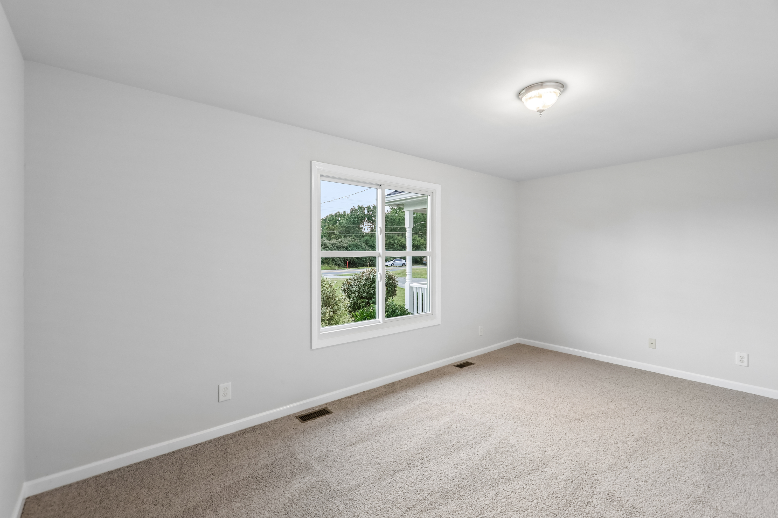 Photo 9 of 27 of 2568 Wilton Ave, Creedmoor, NC