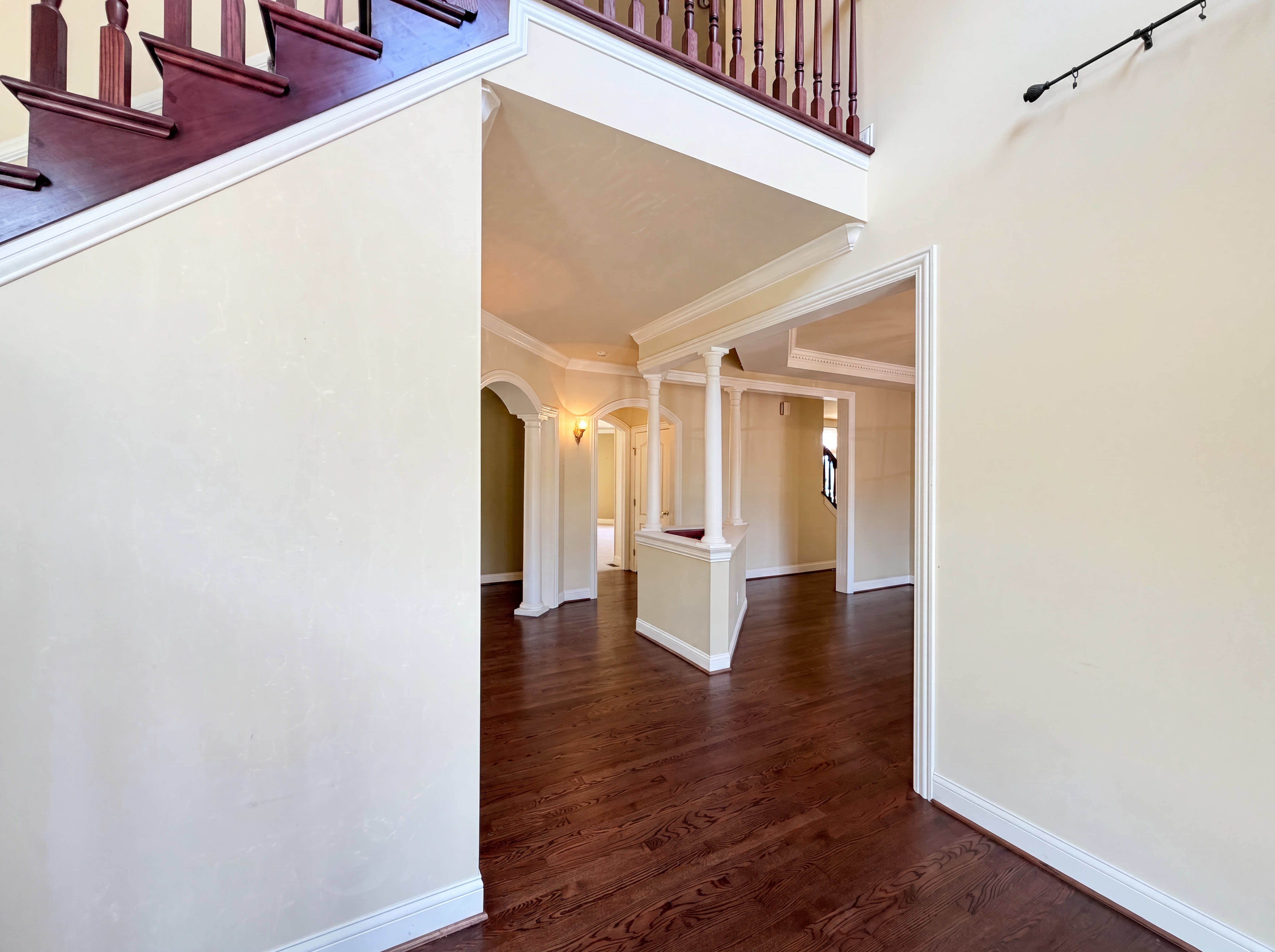 Photo 9 of 38 of 7087 Bridgetown Rd, Cincinnati, OH