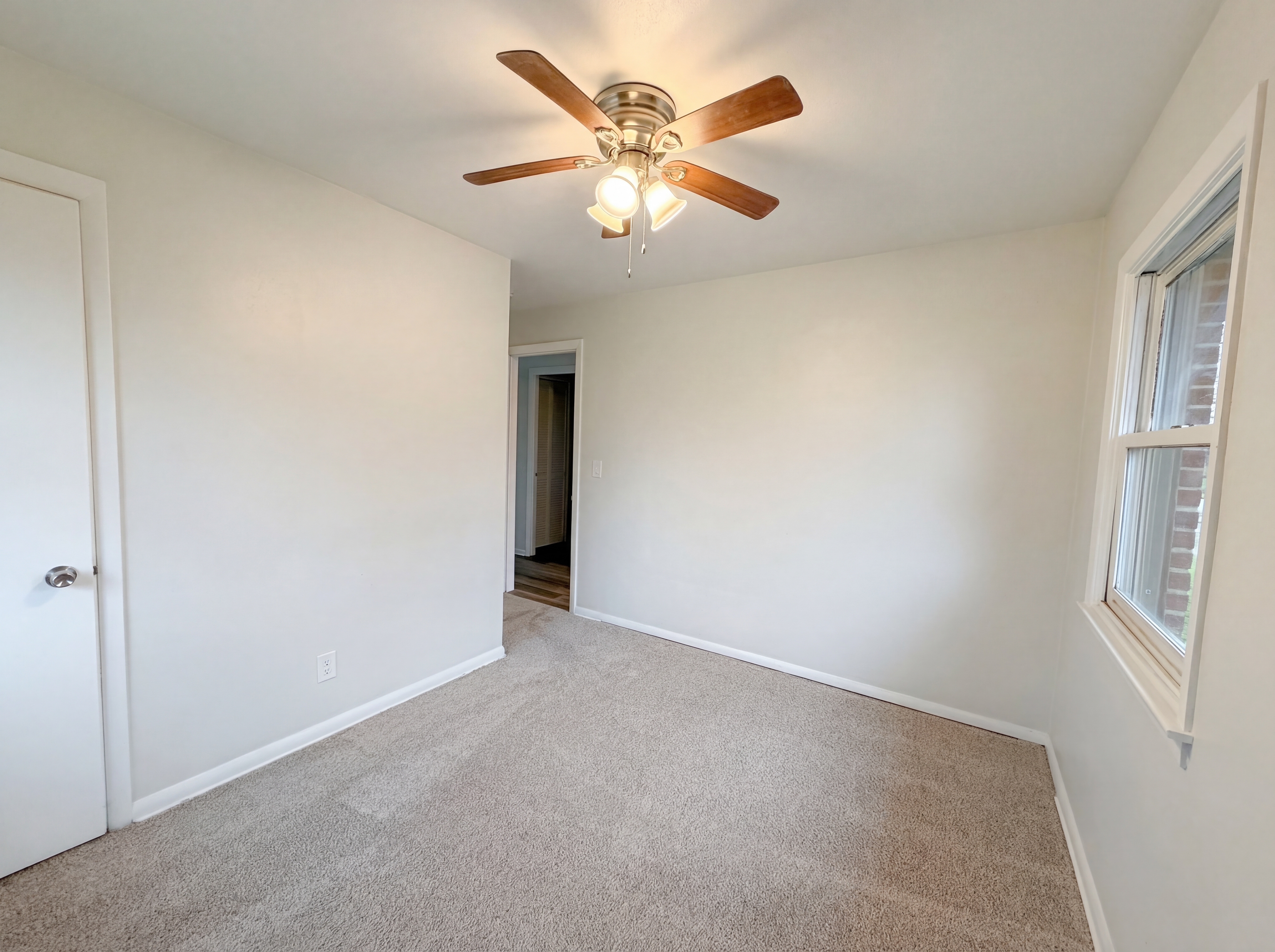 Photo 15 of 17 of 4506 Silverdale Rd, North Olmsted, OH