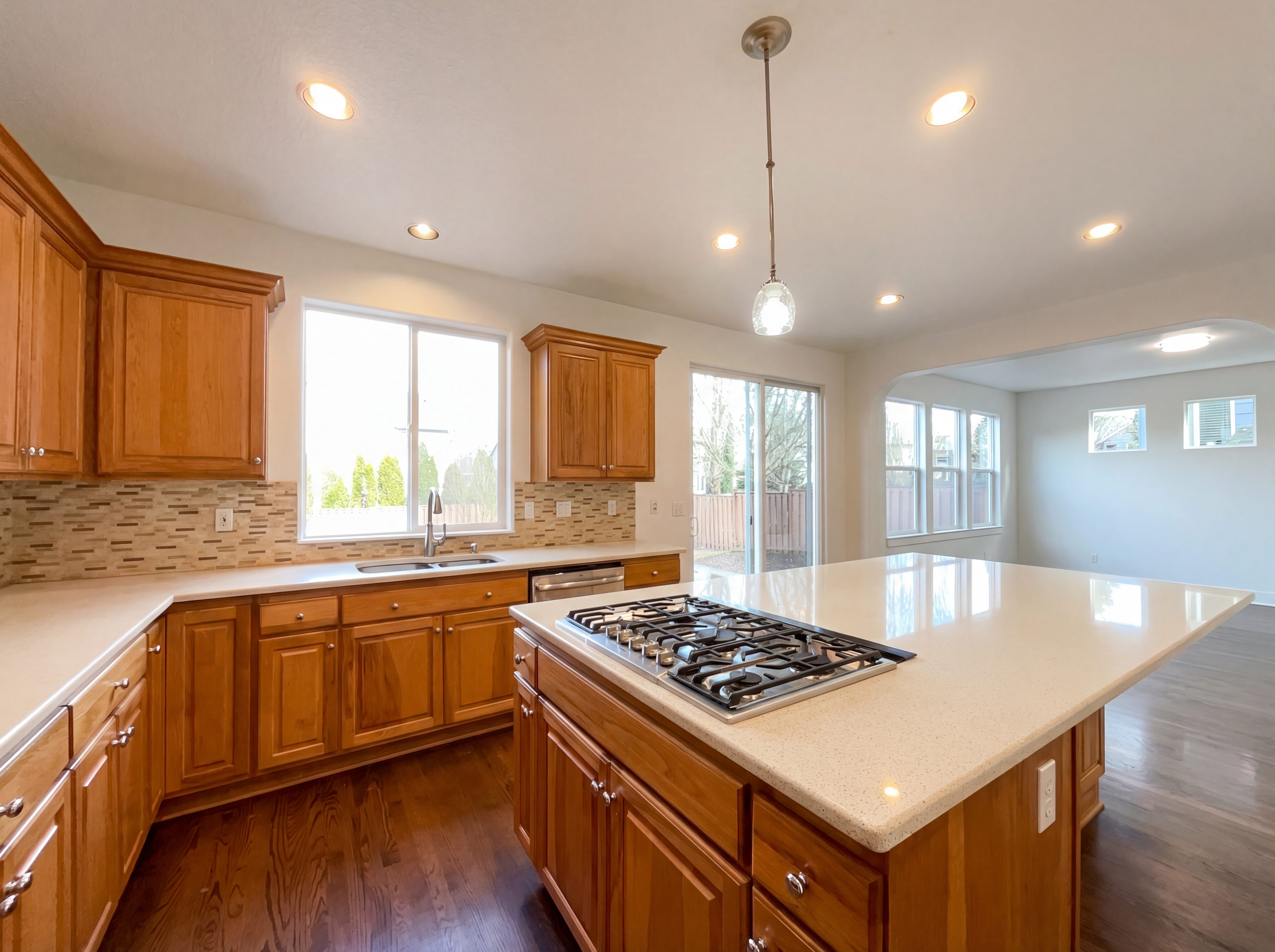 Photo 31 of 35 of 10989 SW Oneida St, Tualatin, OR
