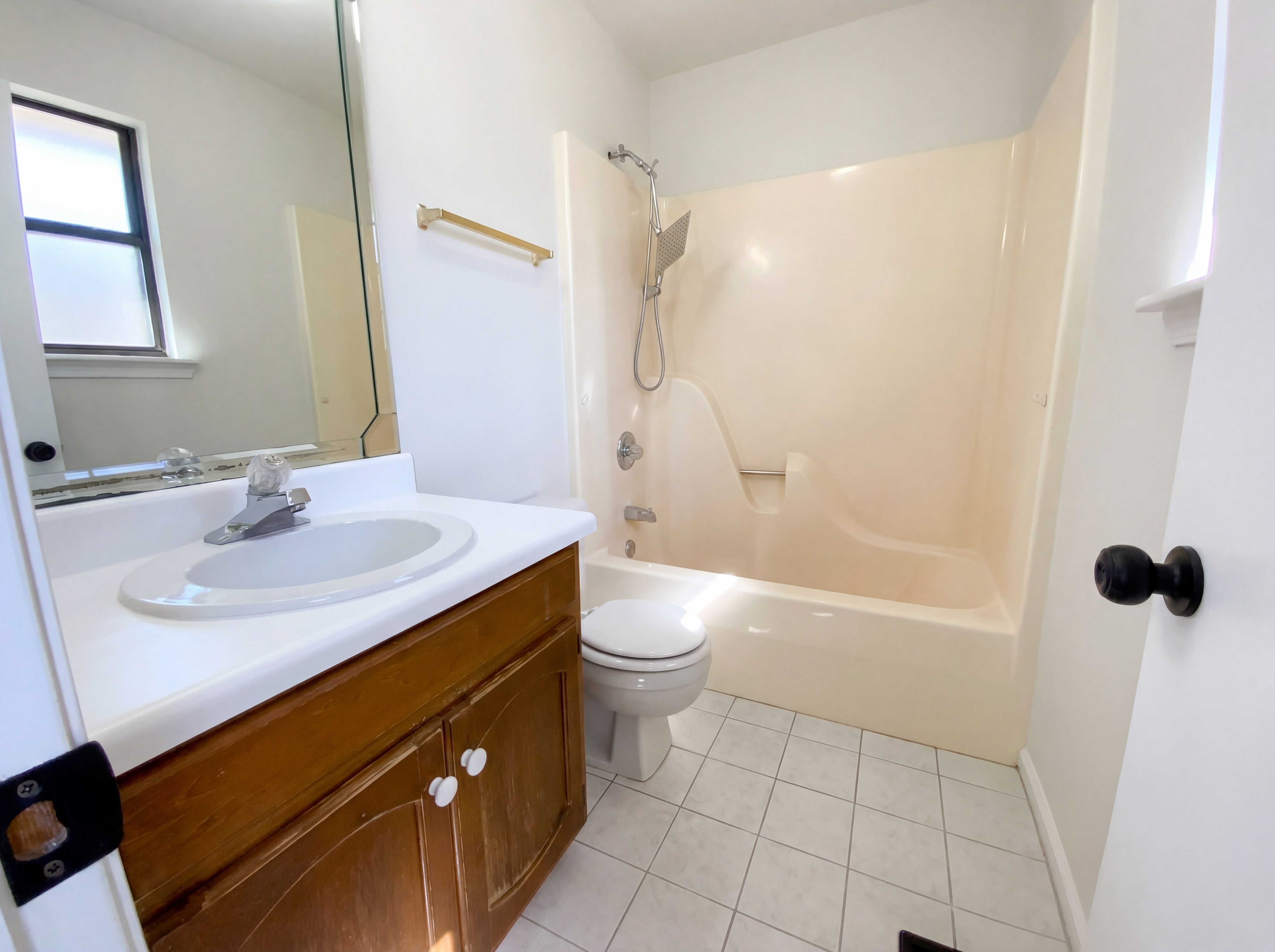 Photo 7 of 17 of 2271 Ashley Ln, Gardendale, AL