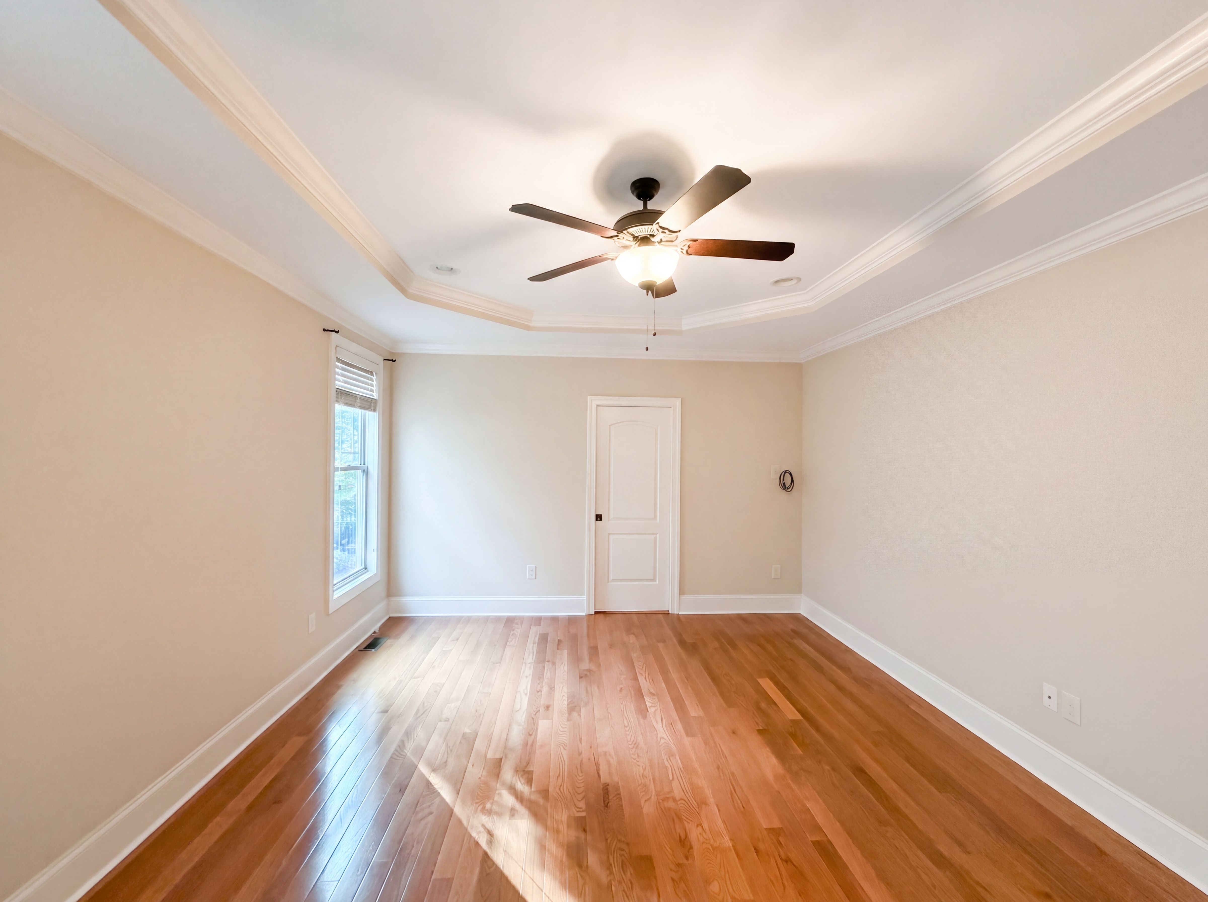 Photo 4 of 22 of 1214 Ileagnes Rd, Raleigh, NC