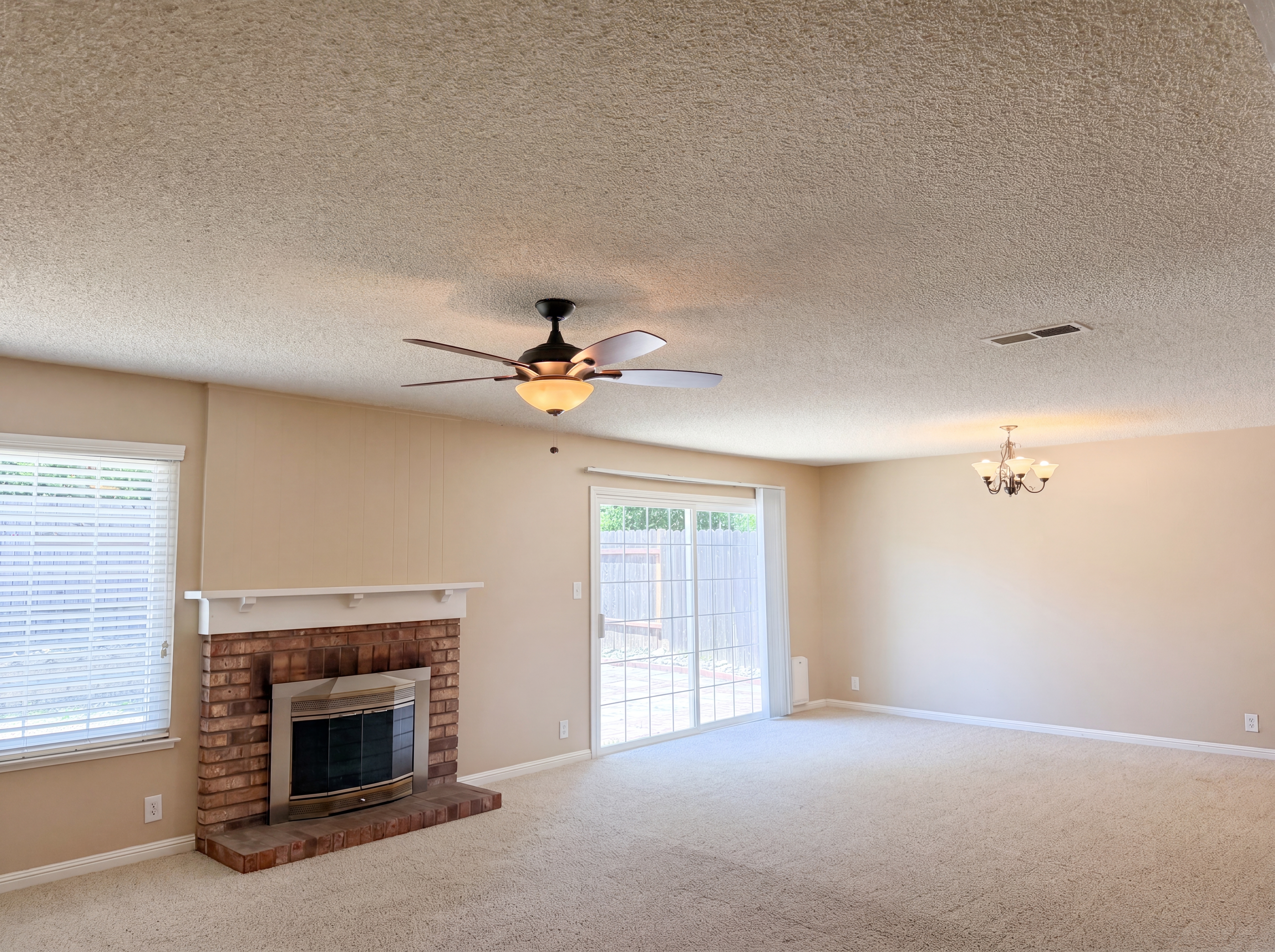 Photo 11 of 38 of 4828 Rockland Way, Fair Oaks, CA