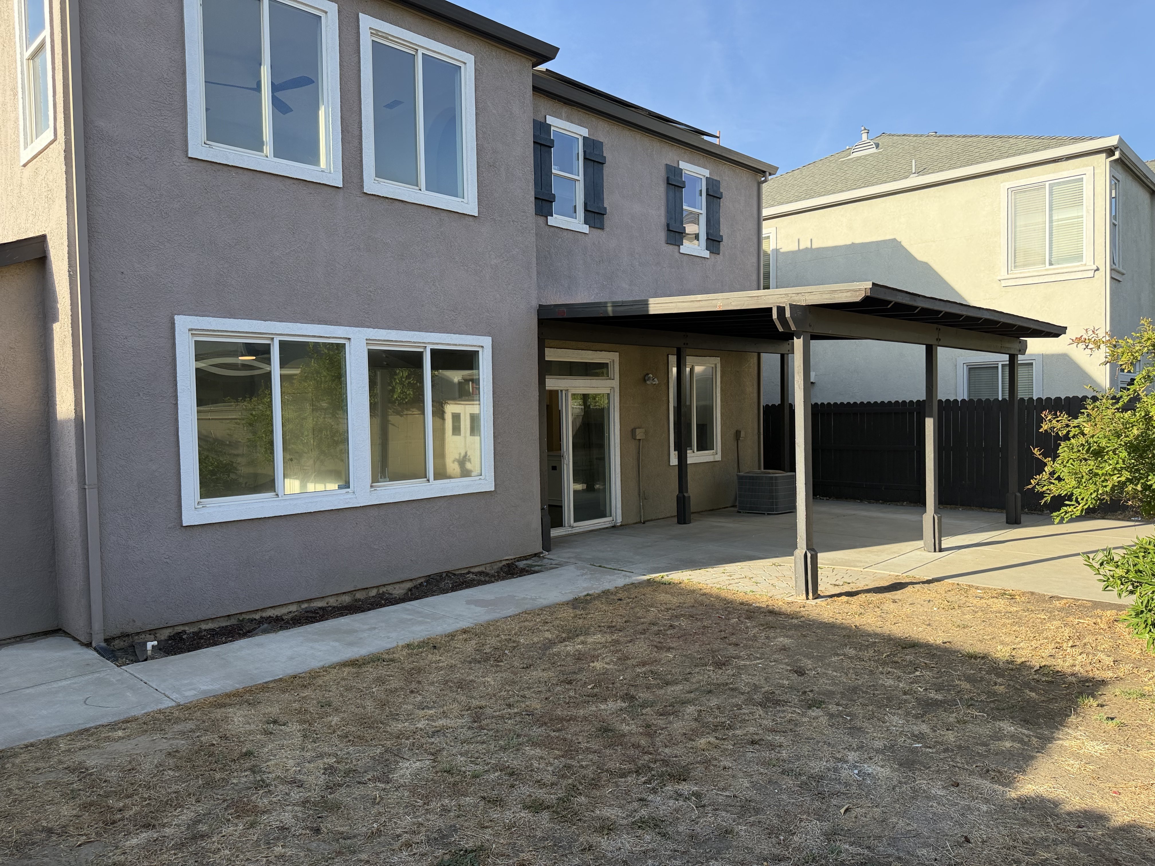 Photo 11 of 49 of 2138 Shady Forest Way, Stockton, CA