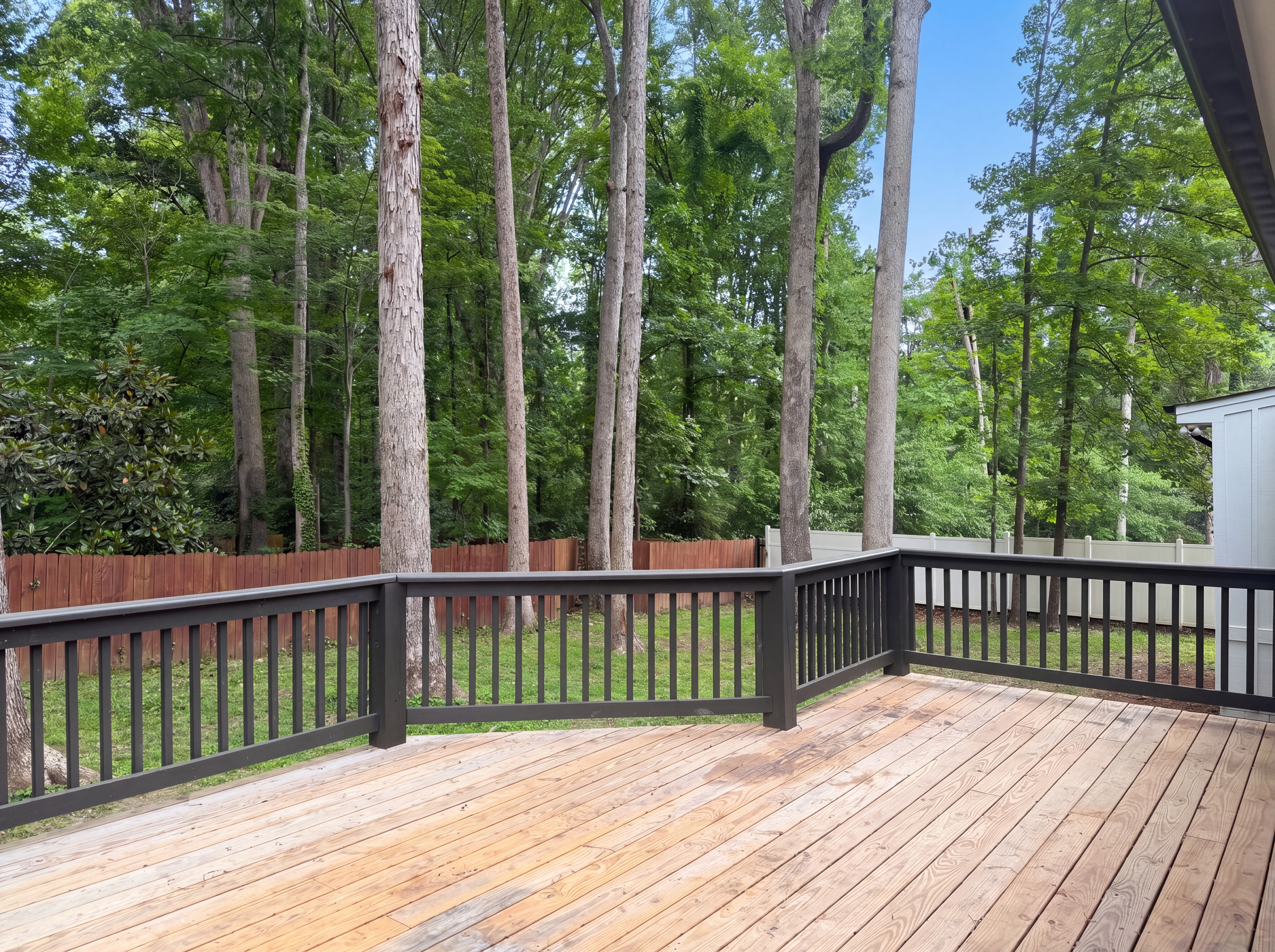 Photo 14 of 16 of 6625 Suburban Dr, Raleigh, NC