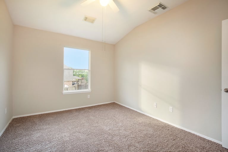 Photo 17 of 17 - 8410 Macow Ct, Rosharon, TX 77583