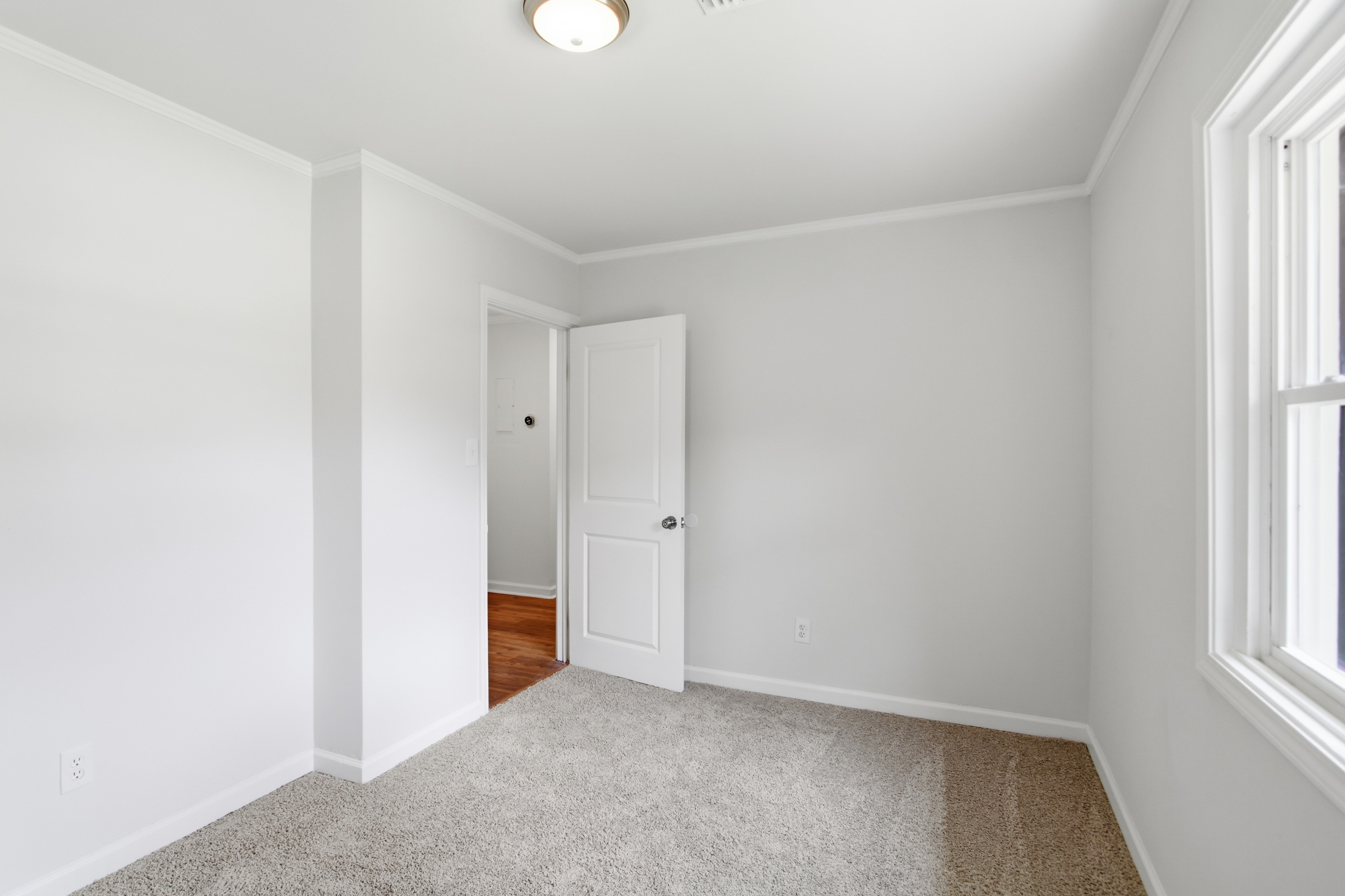 Photo 13 of 26 of 414 Paulding Ln, Dallas, GA