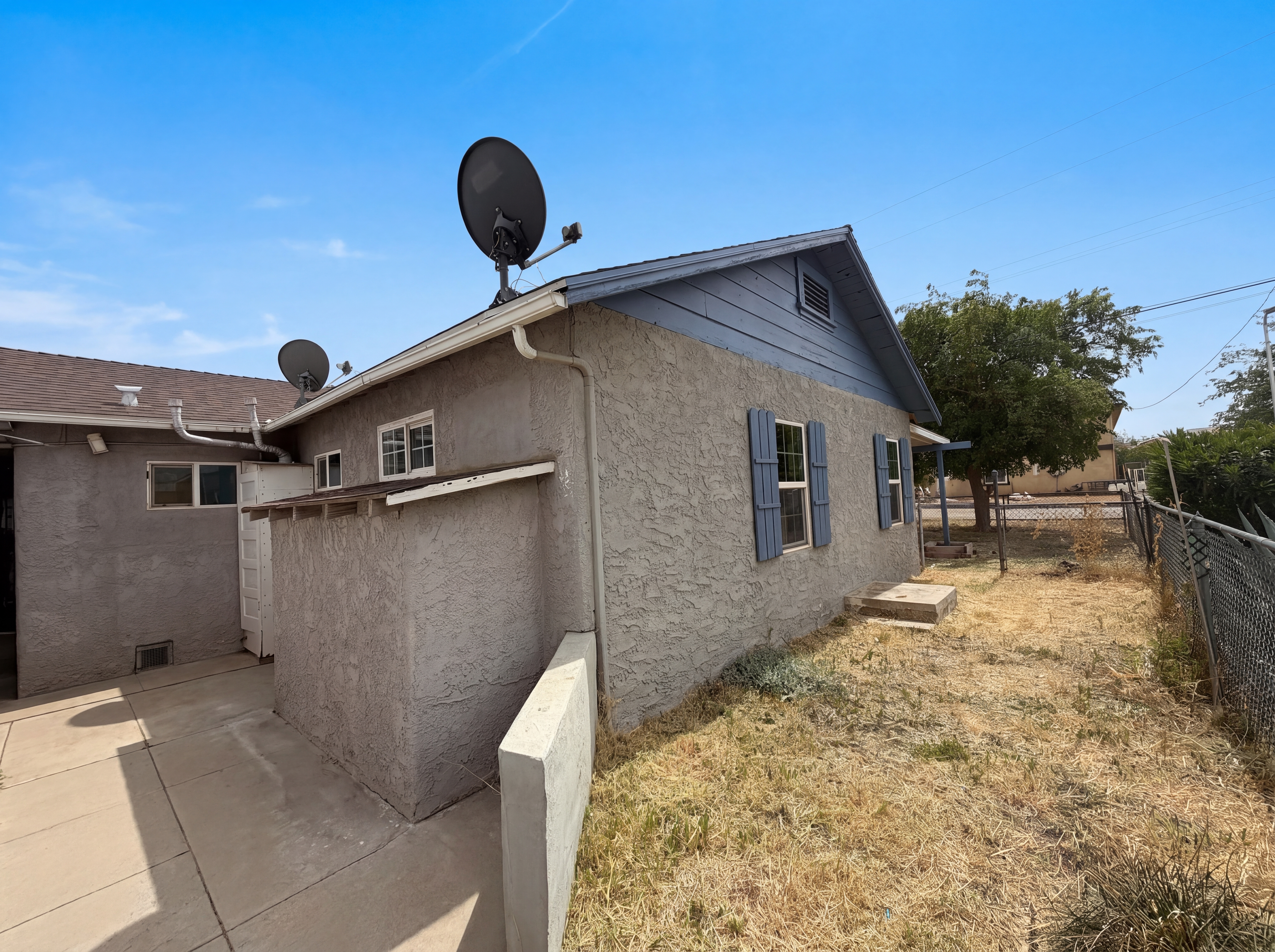 Photo 37 of 42 of 11950 Lee Ave, Adelanto, CA