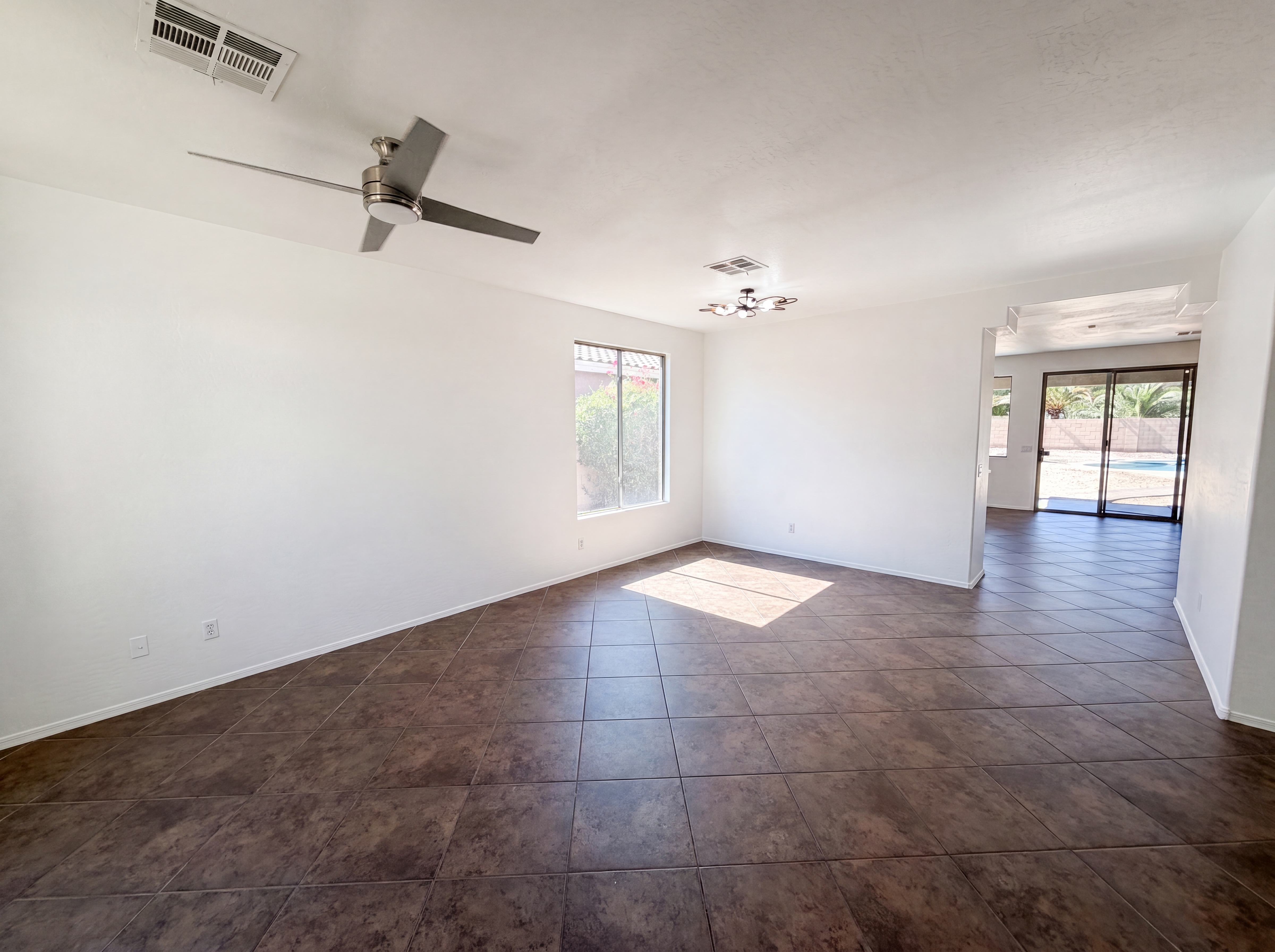 Photo 7 of 32 of 17529 W East Wind Ave, Goodyear, AZ