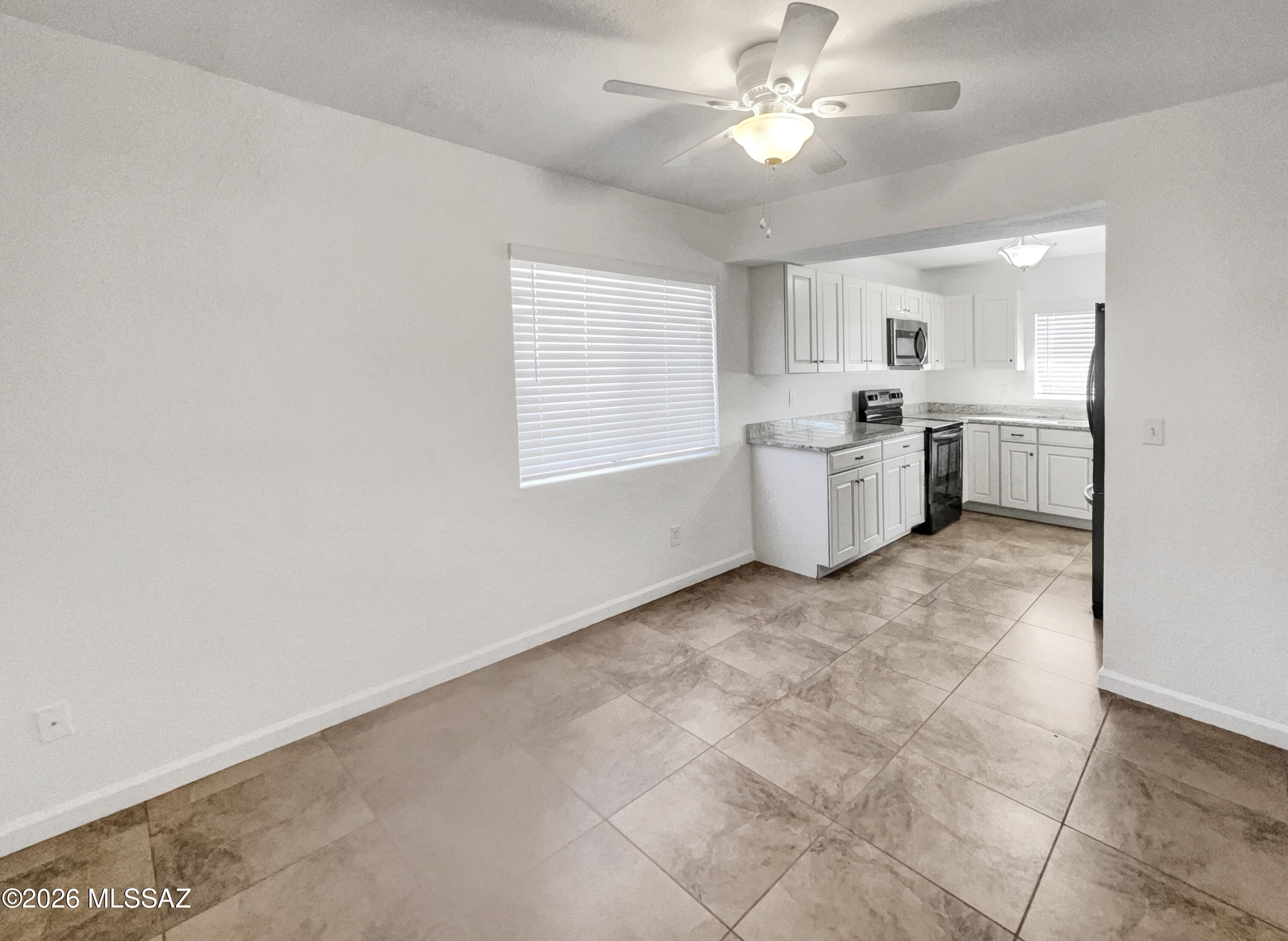 Photo 9 of 22 of 9500 N Albatross Dr, Tucson, AZ