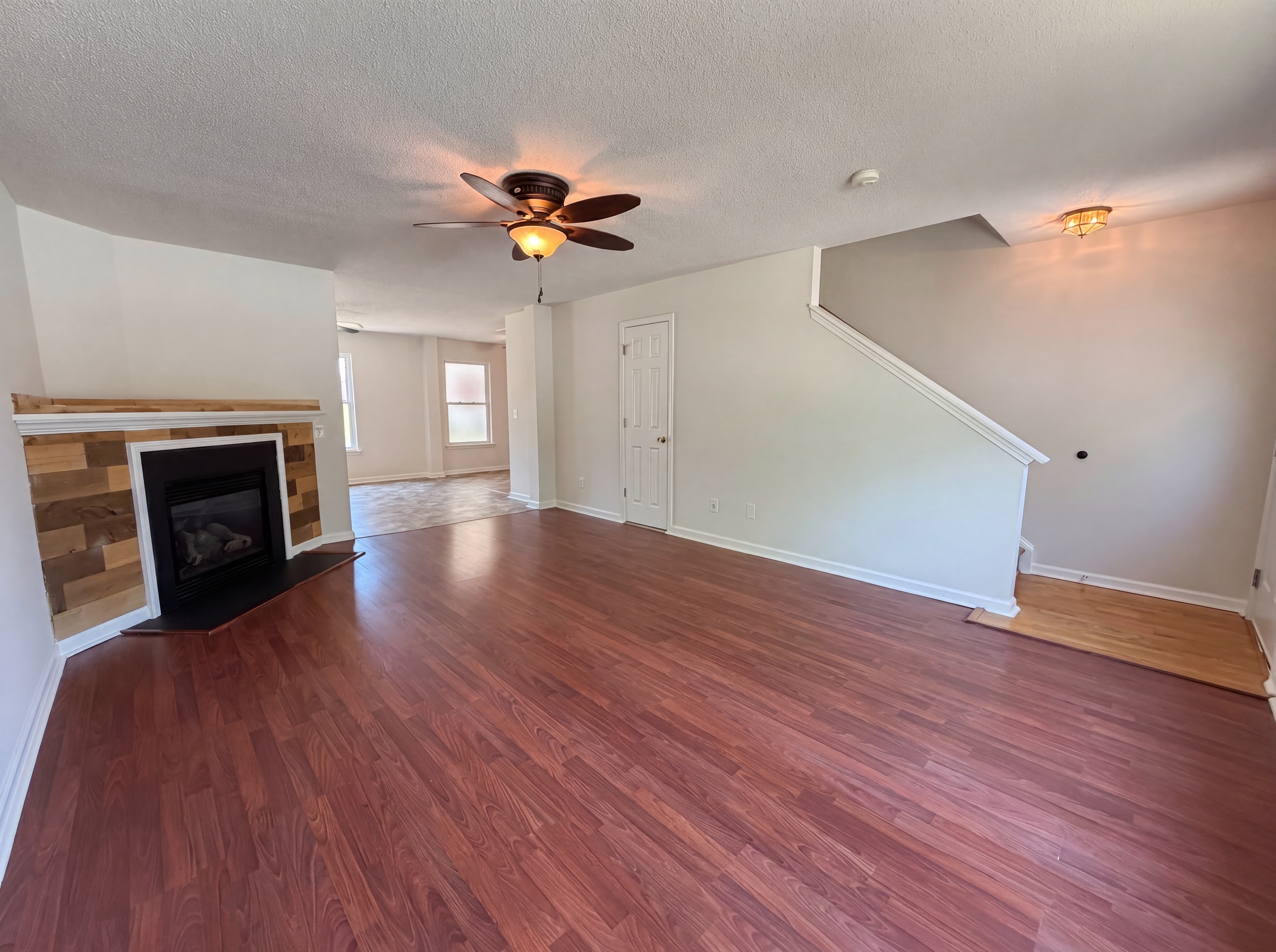 Photo 10 of 26 of 5 Hempstead Pl, Columbia, SC