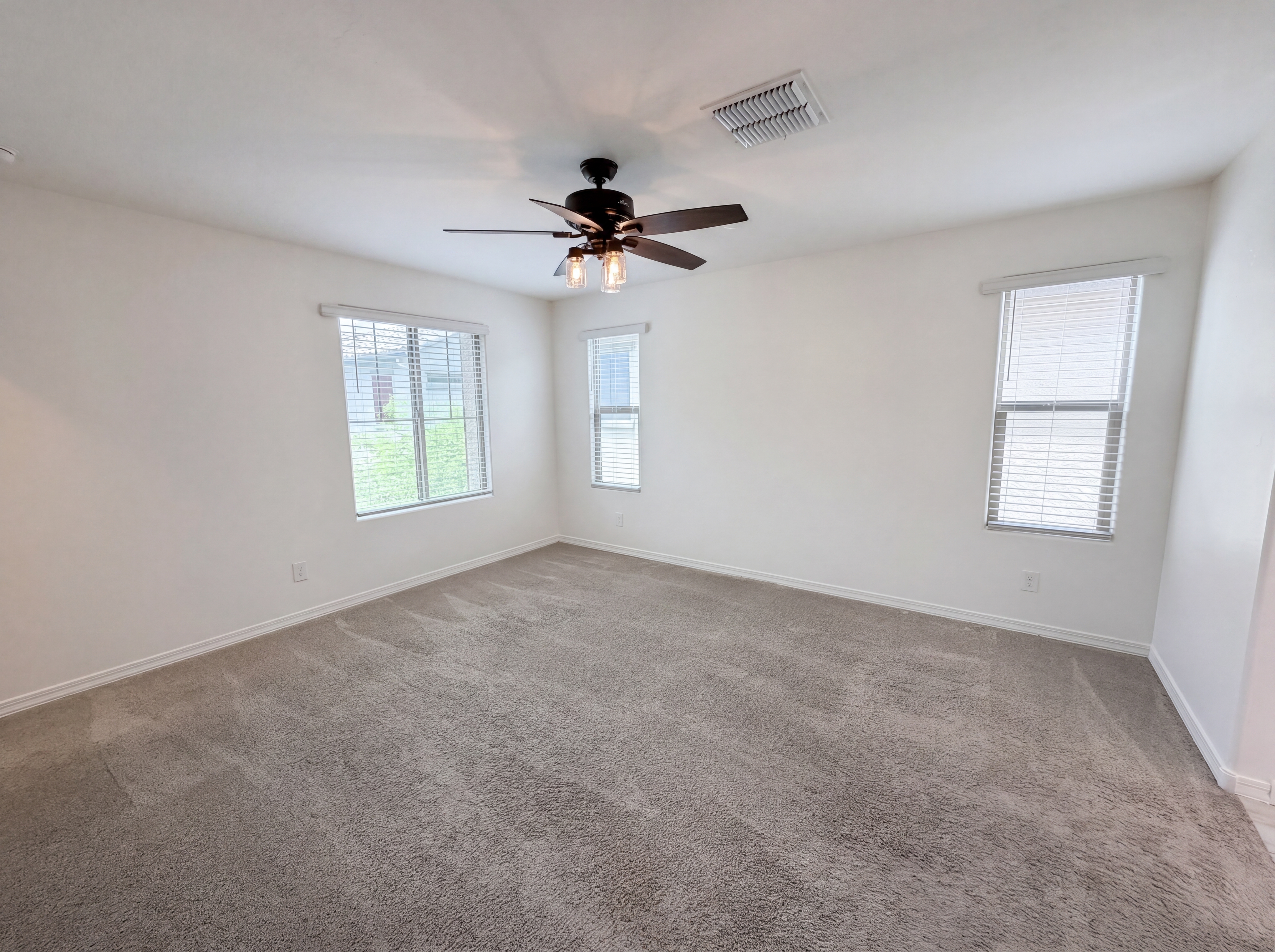 Photo 18 of 26 of 5728 W Raymond St, Phoenix, AZ