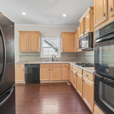 Property photo 2 of 4564 Austin Hills Dr