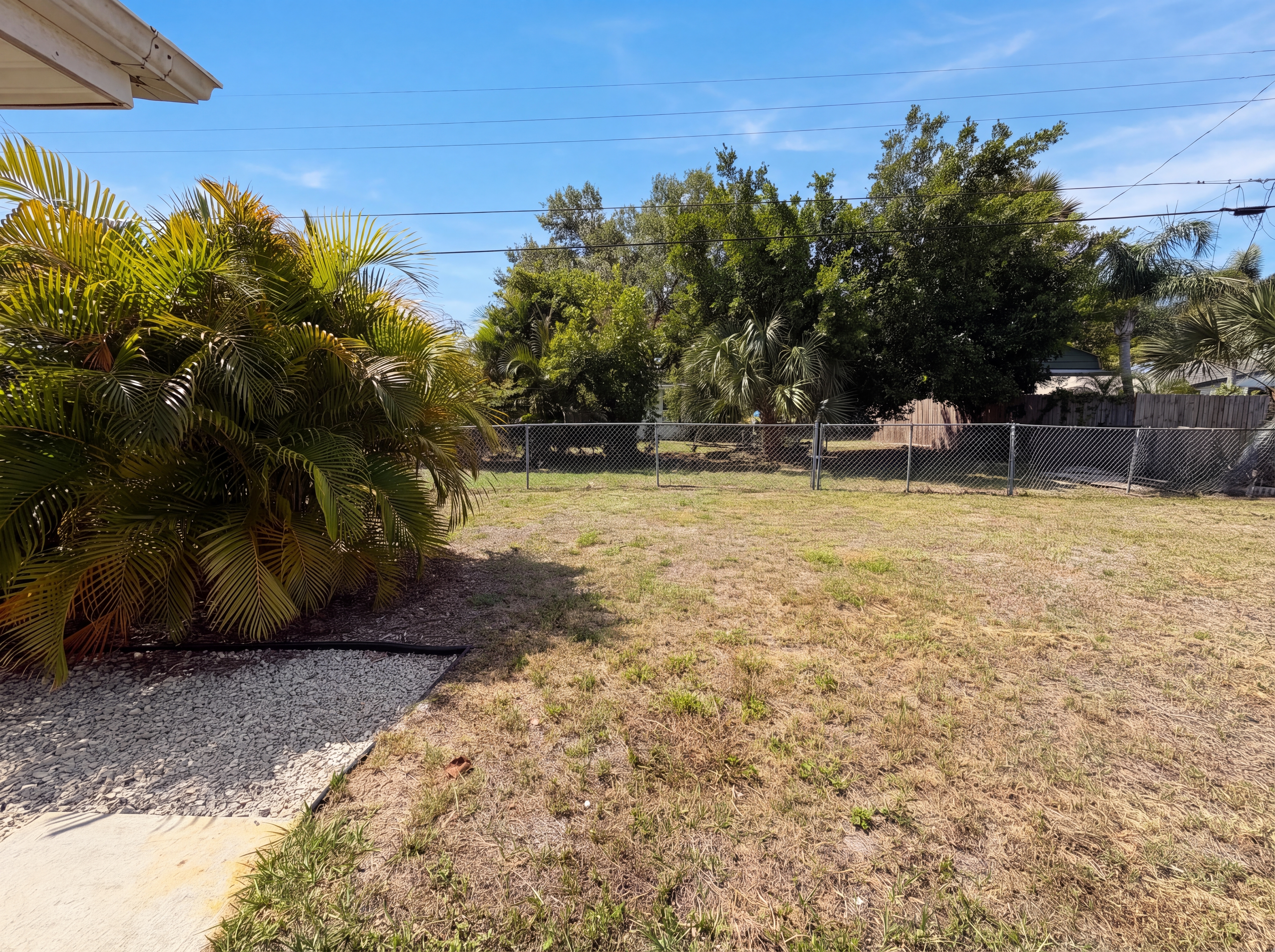 Photo 24 of 28 of 829 E 4th St, Englewood, FL