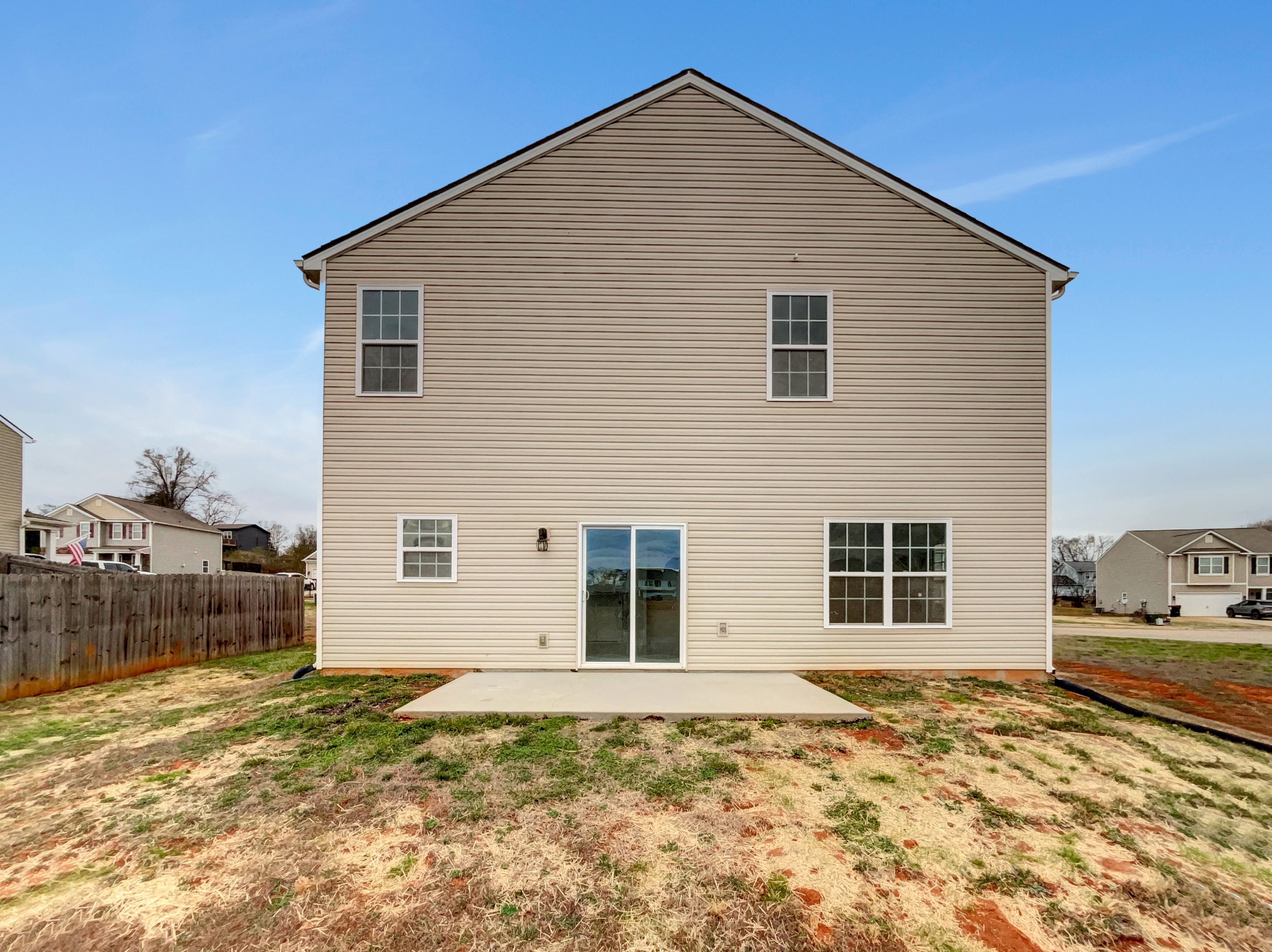 Photo 5 of 29 of 172 Mandy Ln, Lenoir City, TN
